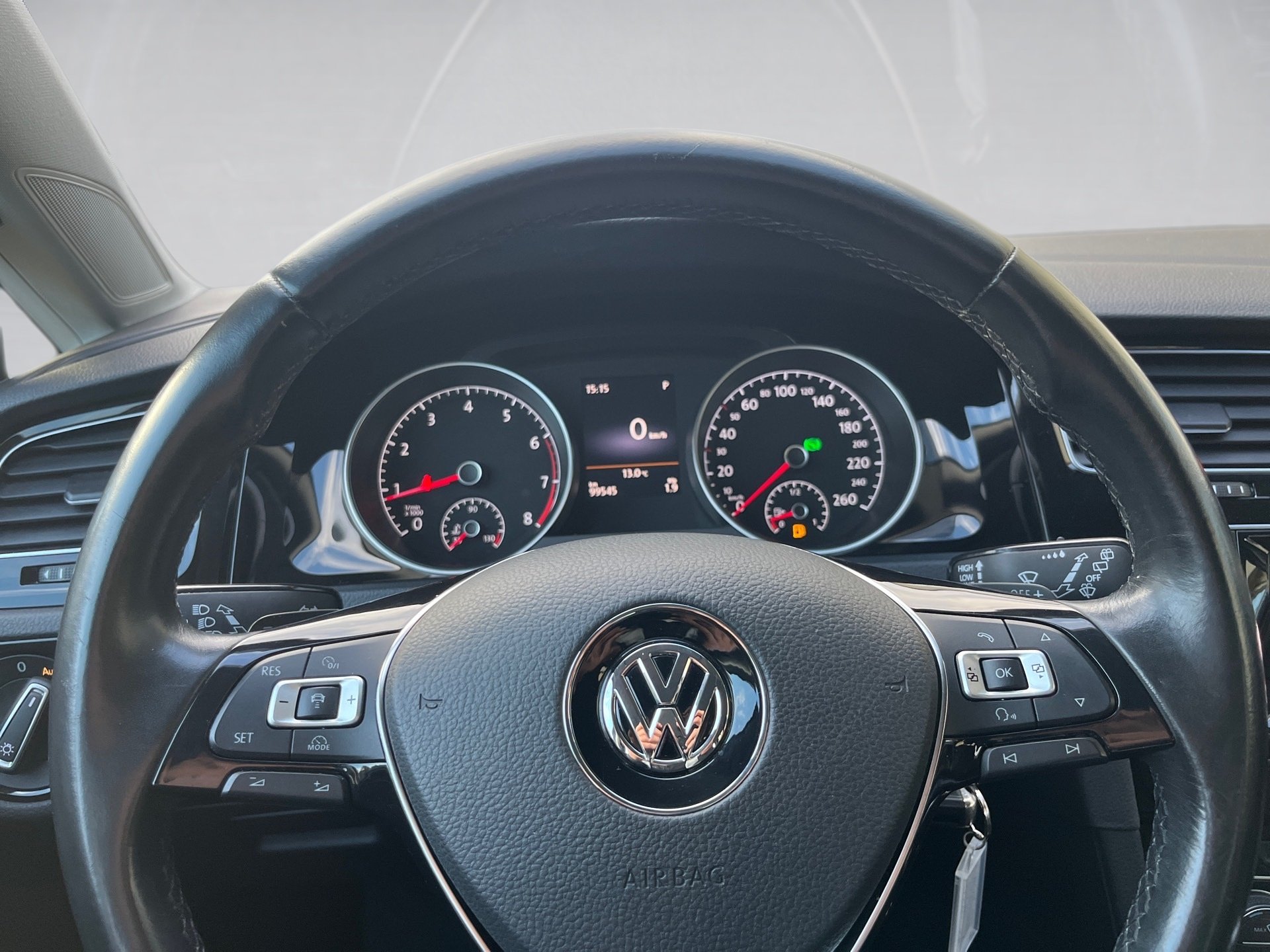 Golf VII Variant HIGHLINE TSI DSG+ALU 16+RÜCKFAHRKAMERA+ACC+EINPARKHILFE+KLIMA+RADIO