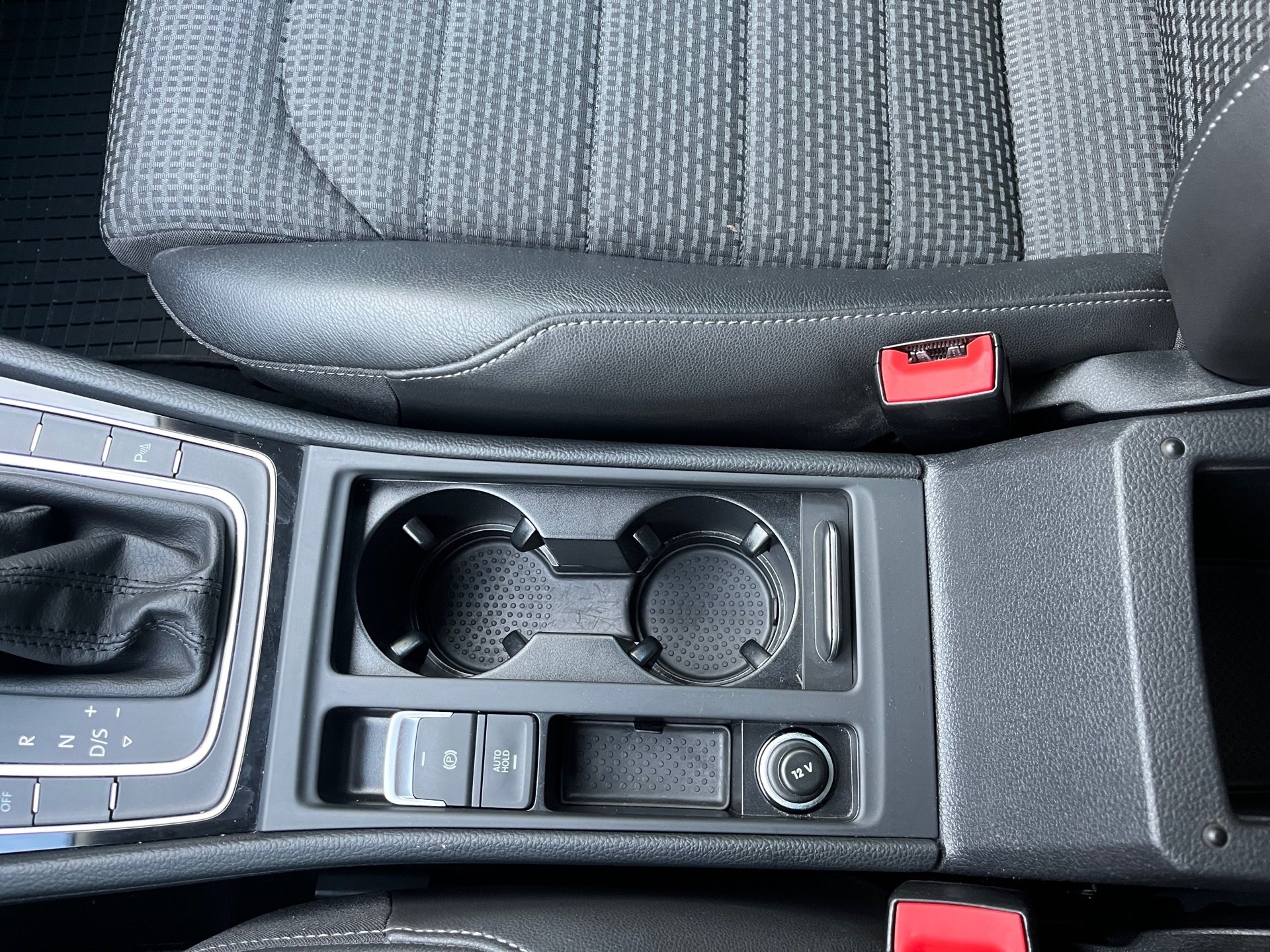 Golf VII Variant HIGHLINE TSI DSG+ALU 16+RÜCKFAHRKAMERA+ACC+EINPARKHILFE+KLIMA+RADIO