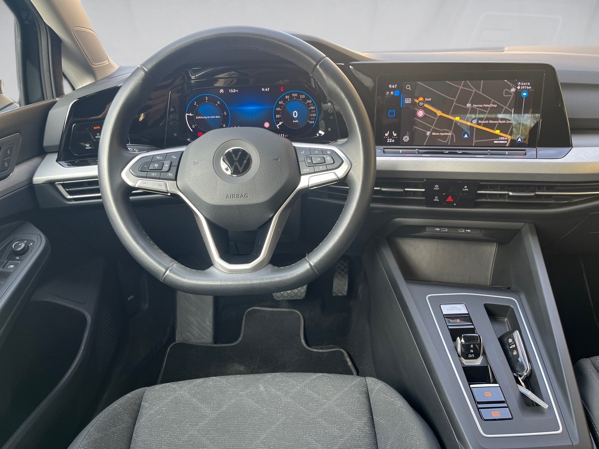 Golf VIII Variant LIFE TDI DSG+ALU 16+TRAVEL ASSIST+NAVI+LED+APP CONNECT+BUSINESS-PAKET+KL