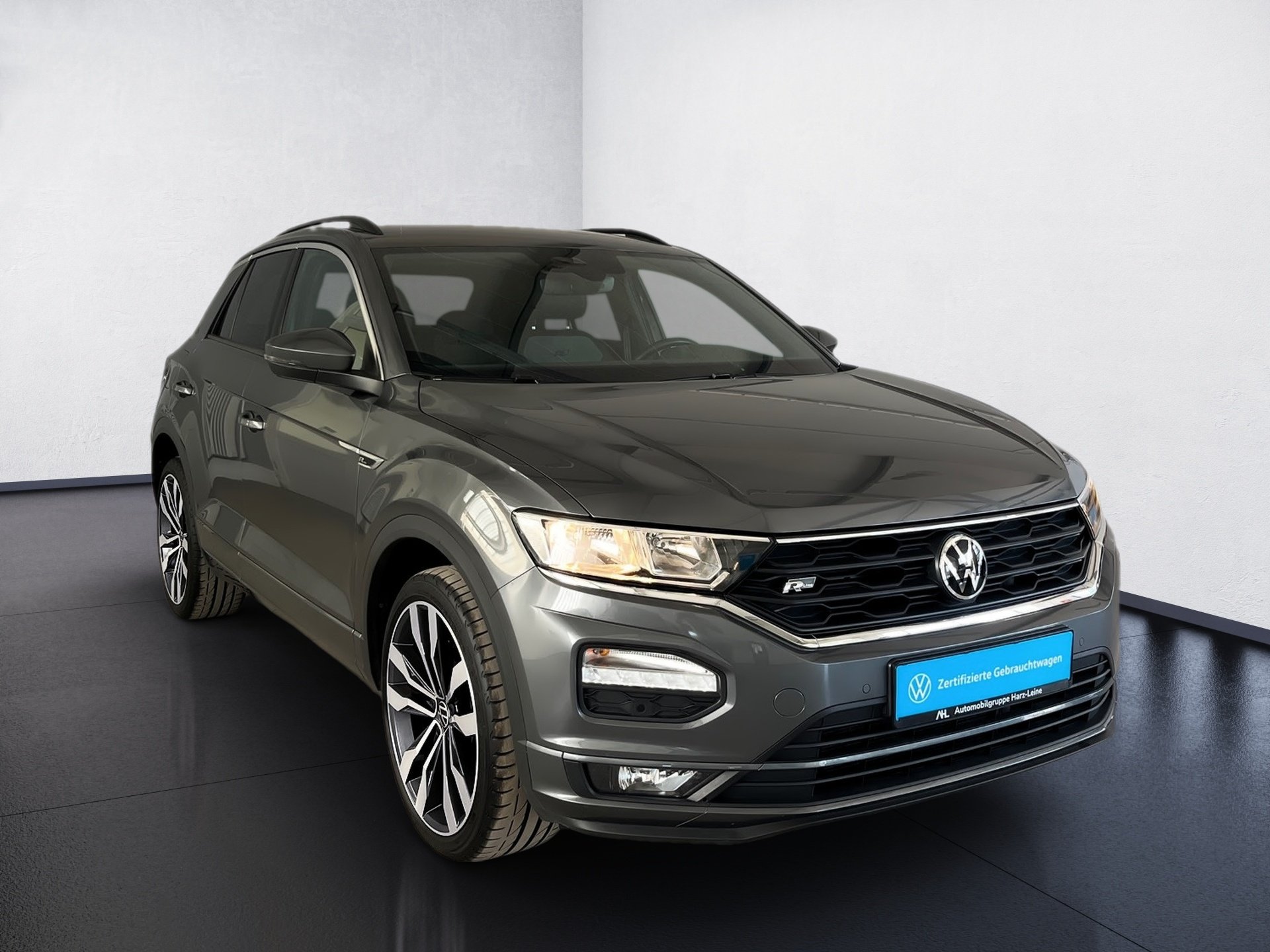 T-ROC SPORT TSI DSG+ALU 19+AHK+NAVI+EINPARKHILFE+SITZHEIZUNG+WINTERPAKET+KLIMA