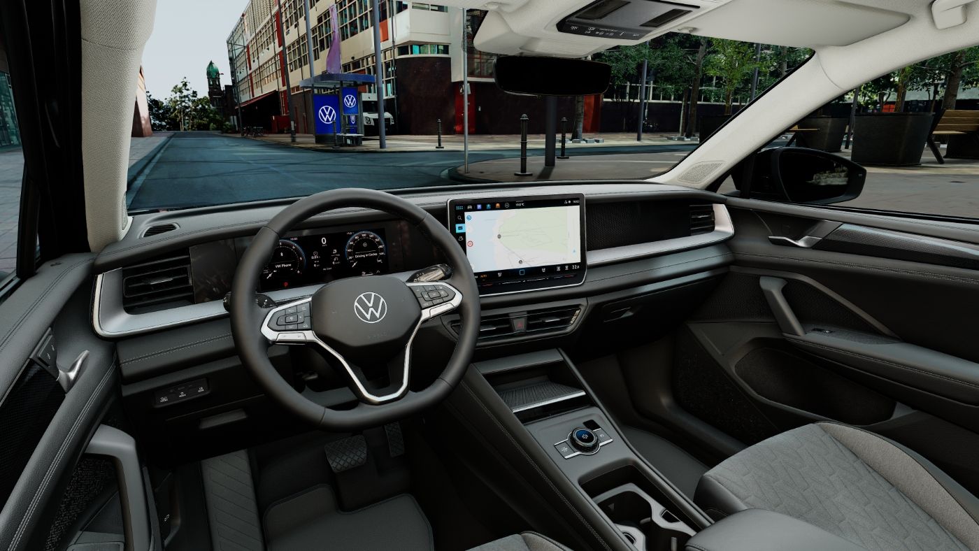 Tayron LIFE TDI DSG 4MOTION+AHK+ALU 18+360° KAMERA+7-SITZER+DCC PRO+TRAVEL ASSI