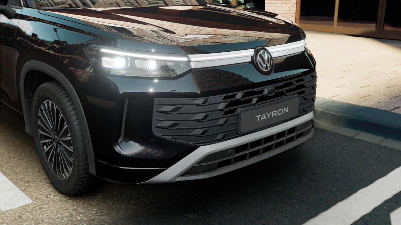 Tayron LIFE TDI DSG 4MOTION+AHK+ALU 18+360° KAMERA+7-SITZER+DCC PRO+TRAVEL ASSI