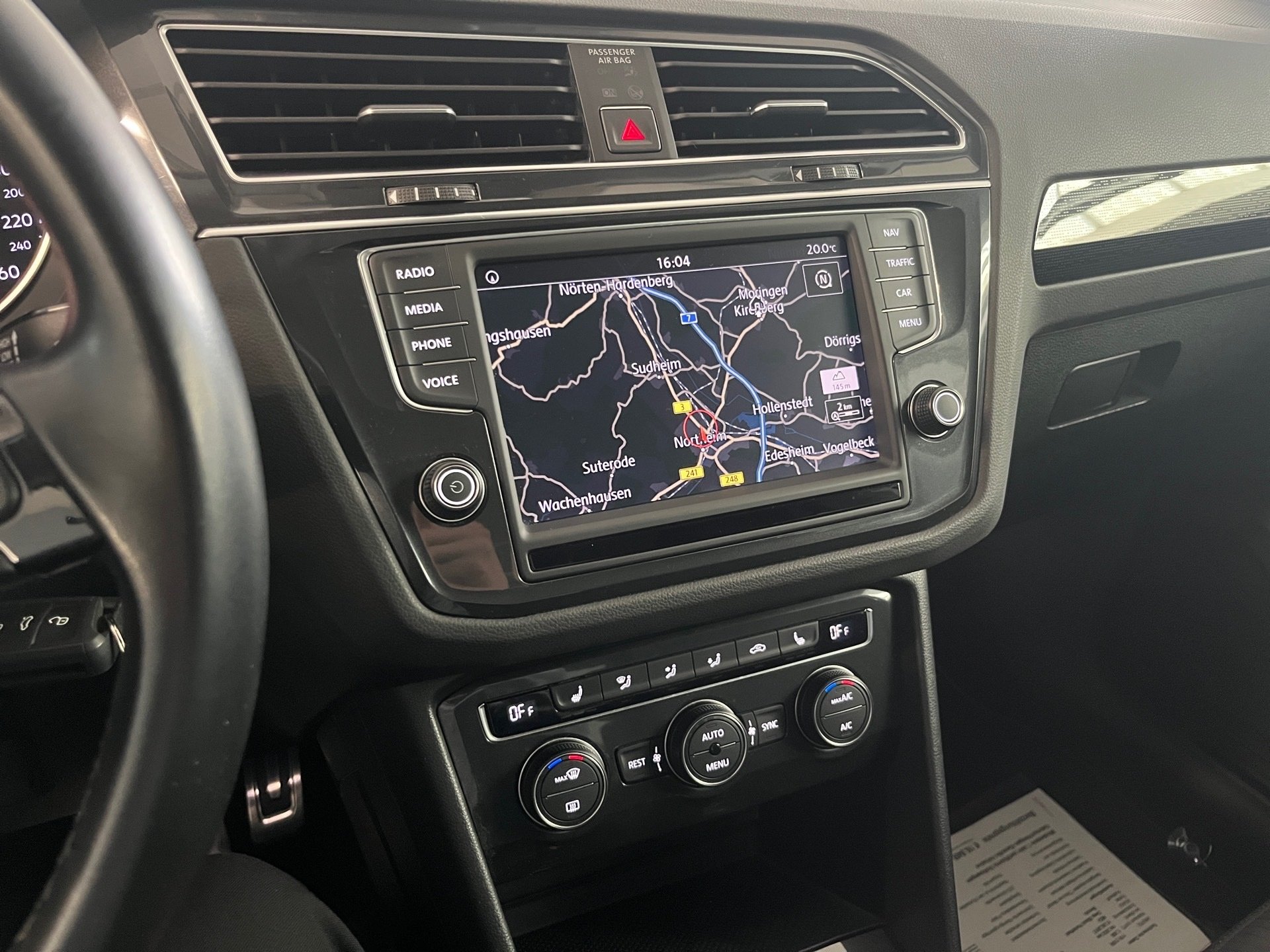 Tiguan SOUND TSI+AHK+ALU 17+NAVI+LED+ACC+APP CONNECT+SIDE ASSIST+EINPARKHILFE