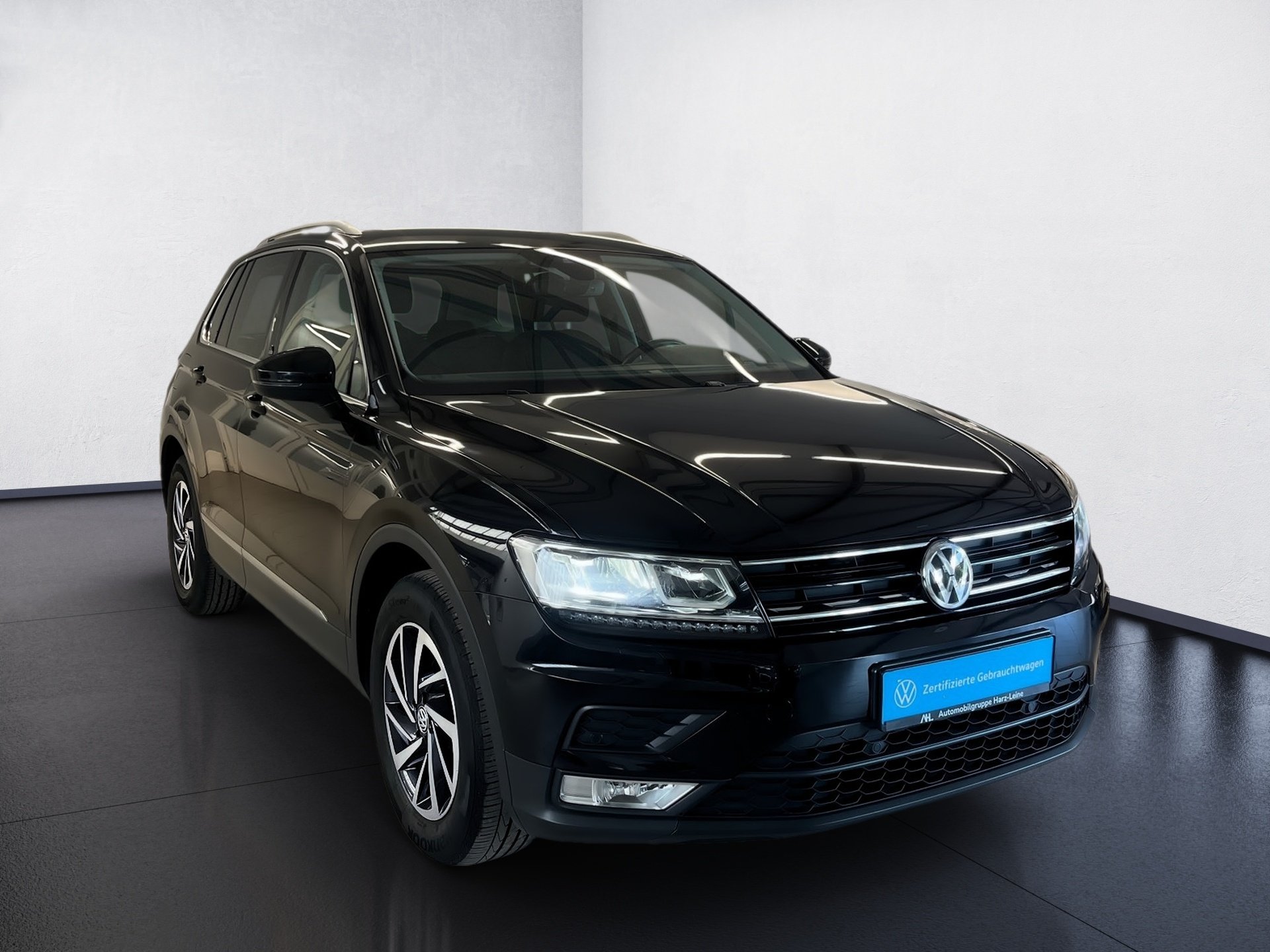 Tiguan SOUND TSI+AHK+ALU 17+NAVI+LED+ACC+APP CONNECT+SIDE ASSIST+EINPARKHILFE