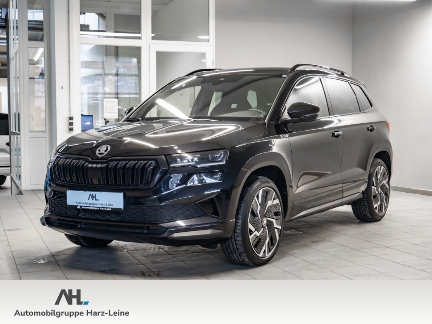 Karoq SPORTLINE TDI DSG 4x4+ALU 19+DCC+NAVI+LED-MATRIX+...