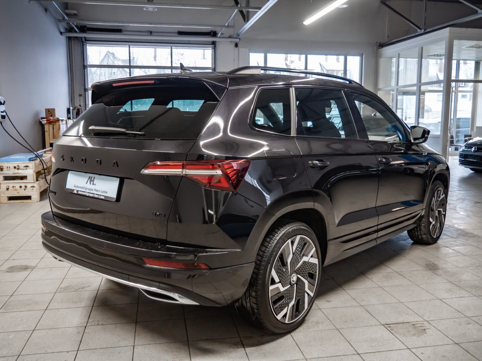 Karoq SPORTLINE TDI DSG 4x4+ALU 19+DCC+NAVI+LED-MATRIX+SMART LINK+KLIMA