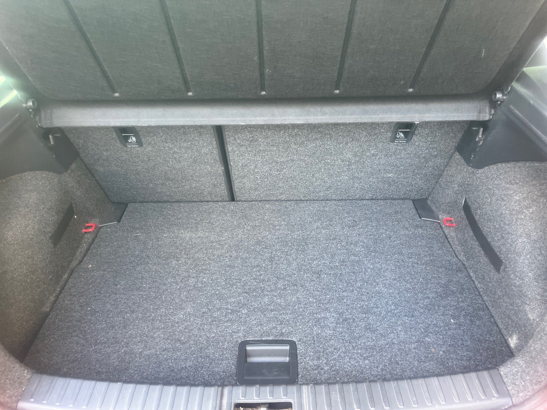 Ibiza STYLE TSI+ALU 15+LED+SITZHEIZUNG+MIRROR LINK+SPURHALTEASSISTENT+KOMFORT