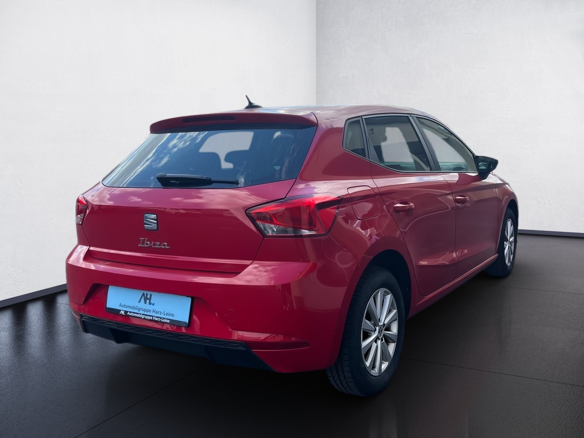 Ibiza STYLE TSI+ALU 15+LED+SITZHEIZUNG+MIRROR LINK+SPURHALTEASSISTENT+KOMFORT