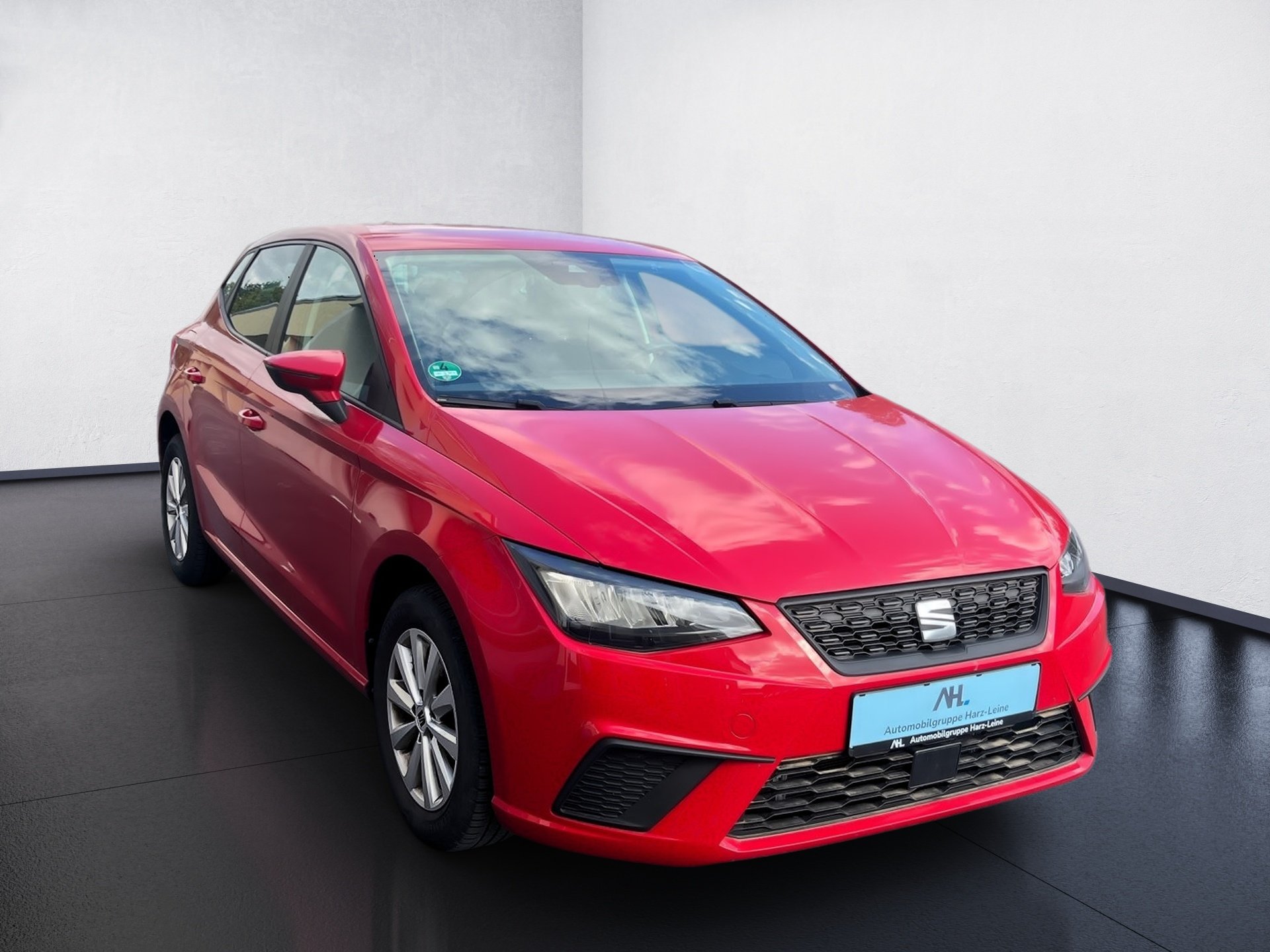 Ibiza STYLE TSI+ALU 15+LED+SITZHEIZUNG+MIRROR LINK+SPURHALTEASSISTENT+KOMFORT
