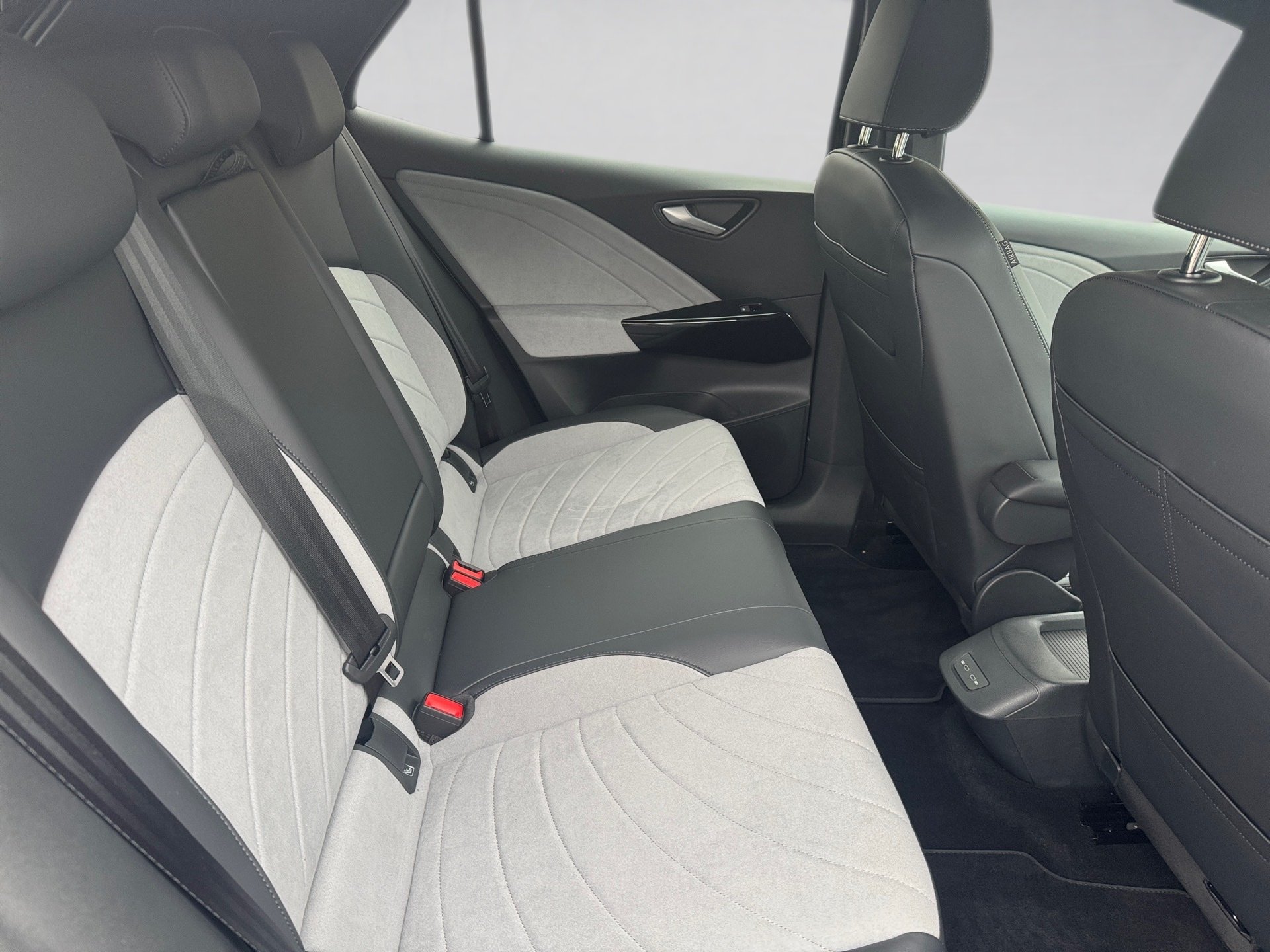 ID.3 MOVE+ALU 19+RÜCKFAHRKAMERA+TRAVEL ASSIST+ACC+LED+APP CONNECT+SPRACHBEDIE