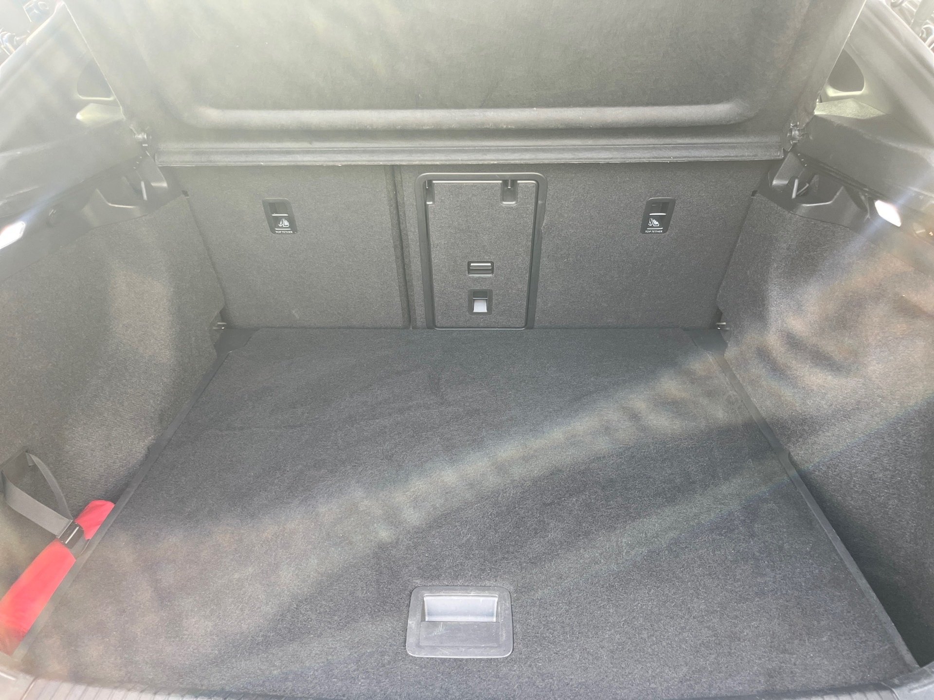 ID.5 PRO+ALU 19+RÜCKFAHRKAMERA+AHK+LED-MATRIX+PARKASSISTEN+ACC+APP CONNECT