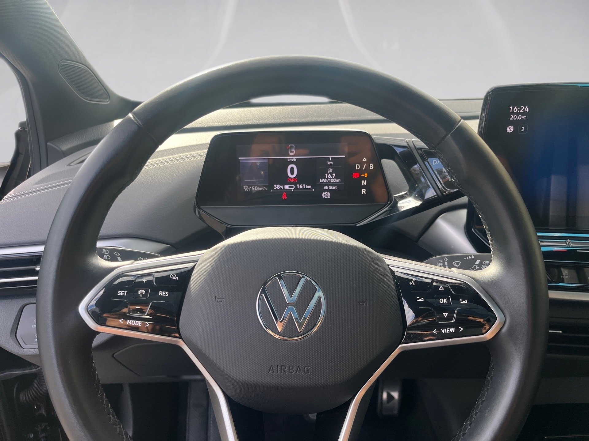ID.5 PRO+ALU 19+RÜCKFAHRKAMERA+AHK+LED-MATRIX+PARKASSISTEN+ACC+APP CONNECT