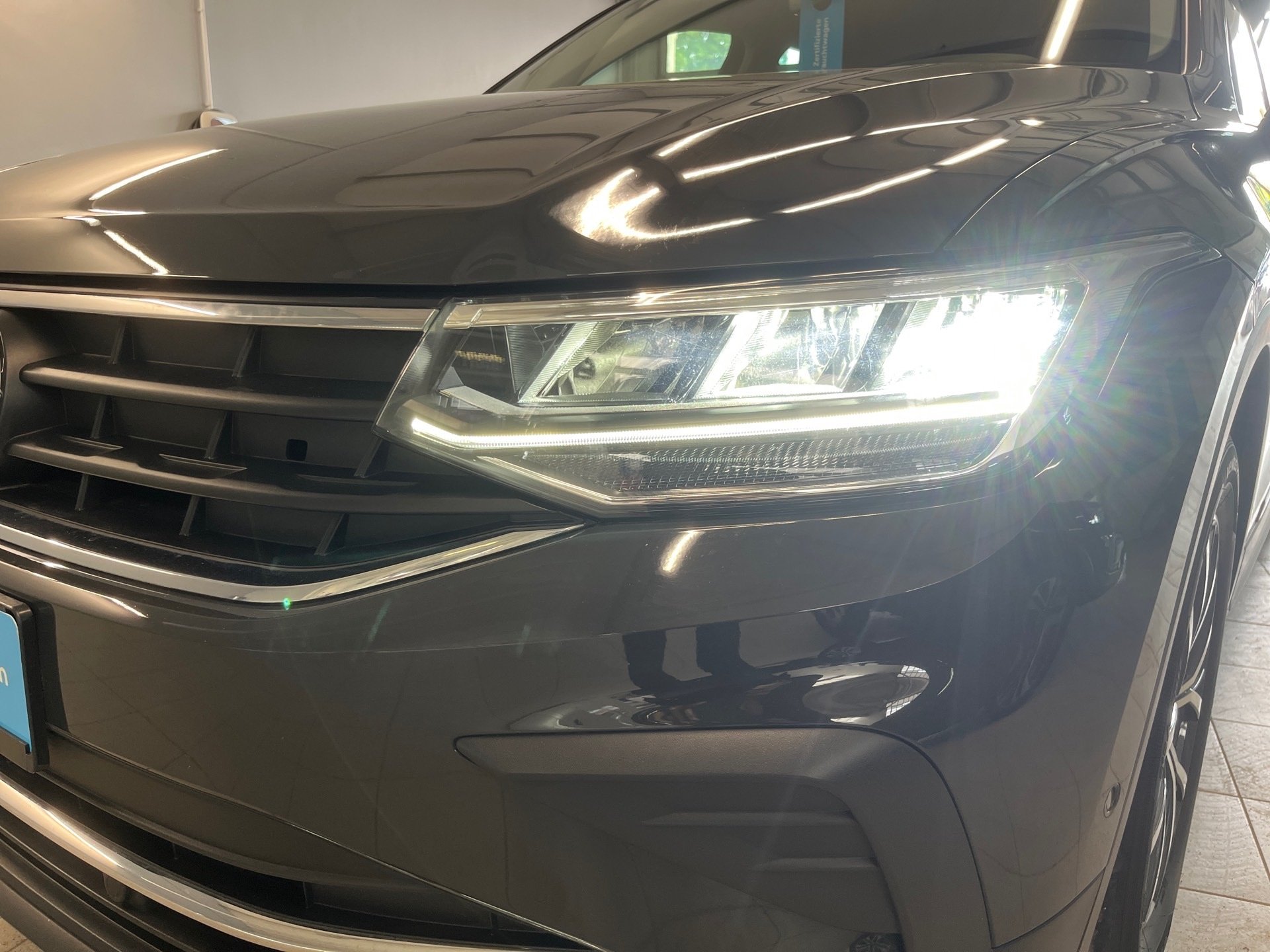 Tiguan LIFE TSI+ALU 17+NAVI+PARK ASSIST+TRAVEL ASSIST+LED+ACC+KLIMA+SITZHEIZUNG