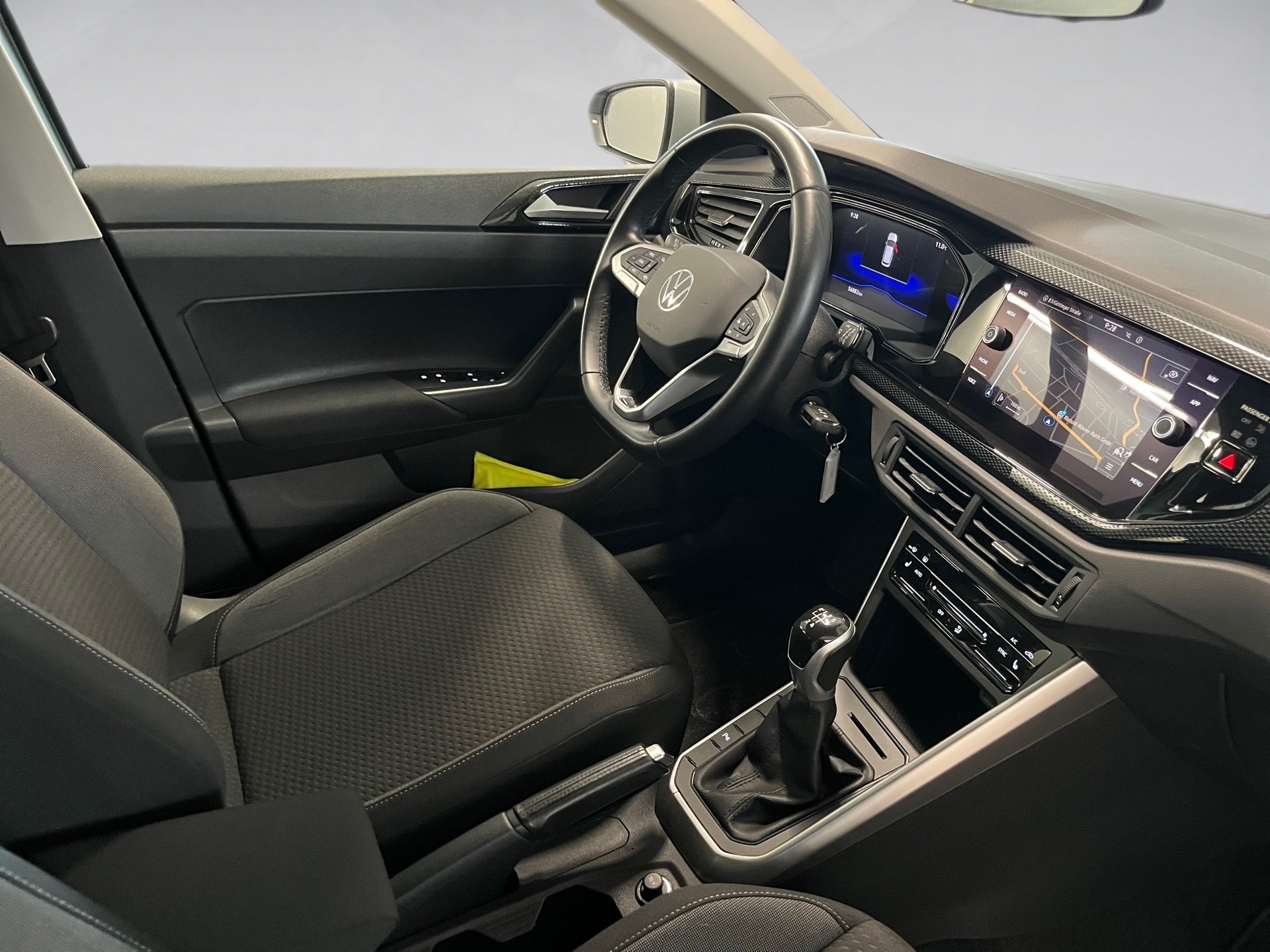 Polo LIFE TSI+NAVI+LED+EINPARKHILFE+KLIMA+APP CONNECT+SITZHEIZUNG+NOTBREMSASSIS