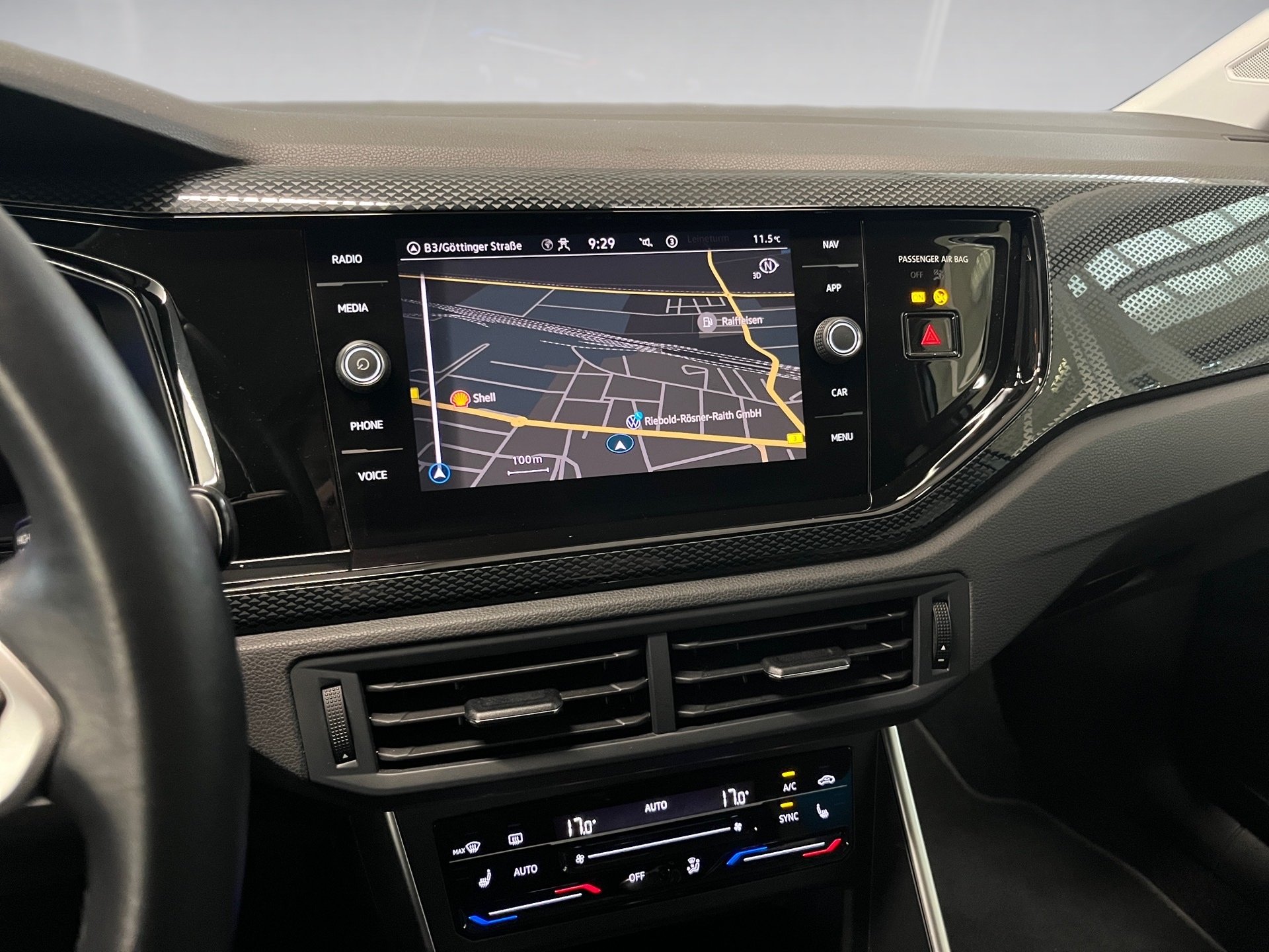 Polo LIFE TSI+NAVI+LED+EINPARKHILFE+KLIMA+APP CONNECT+SITZHEIZUNG+NOTBREMSASSIS