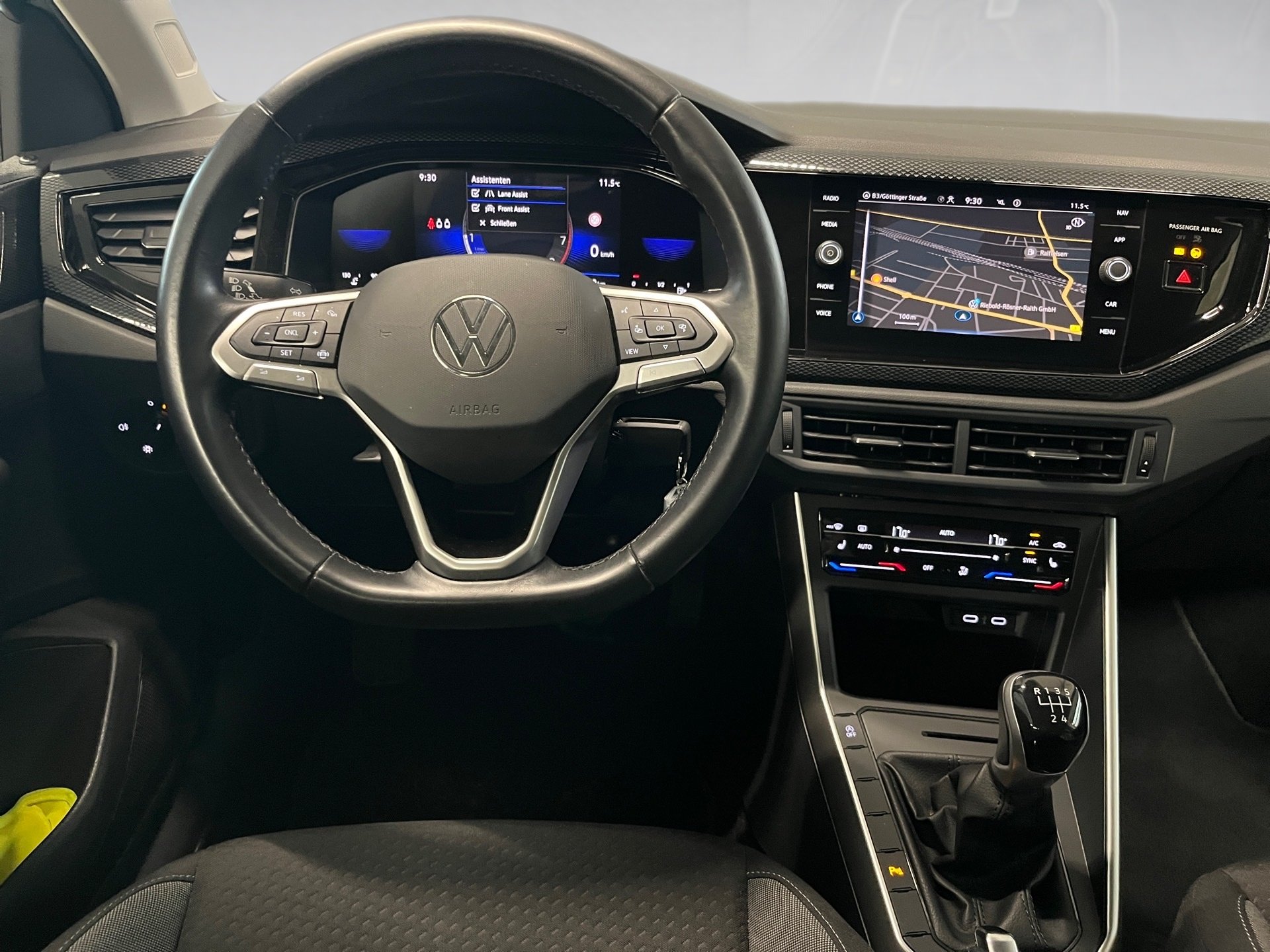 Polo LIFE TSI+NAVI+LED+EINPARKHILFE+KLIMA+APP CONNECT+SITZHEIZUNG+NOTBREMSASSIS