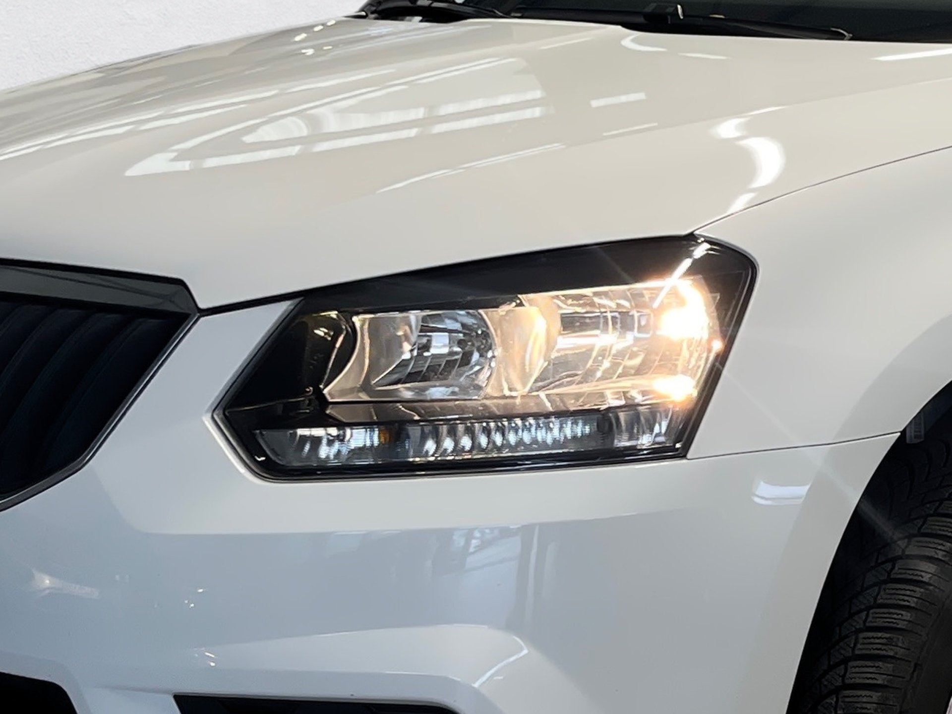 Yeti AMBITION TSI DSG+NAVI+ALU 16+RÜCKFAHRKAMERA+SMART LINK+KLIMA+TEMPOMAT