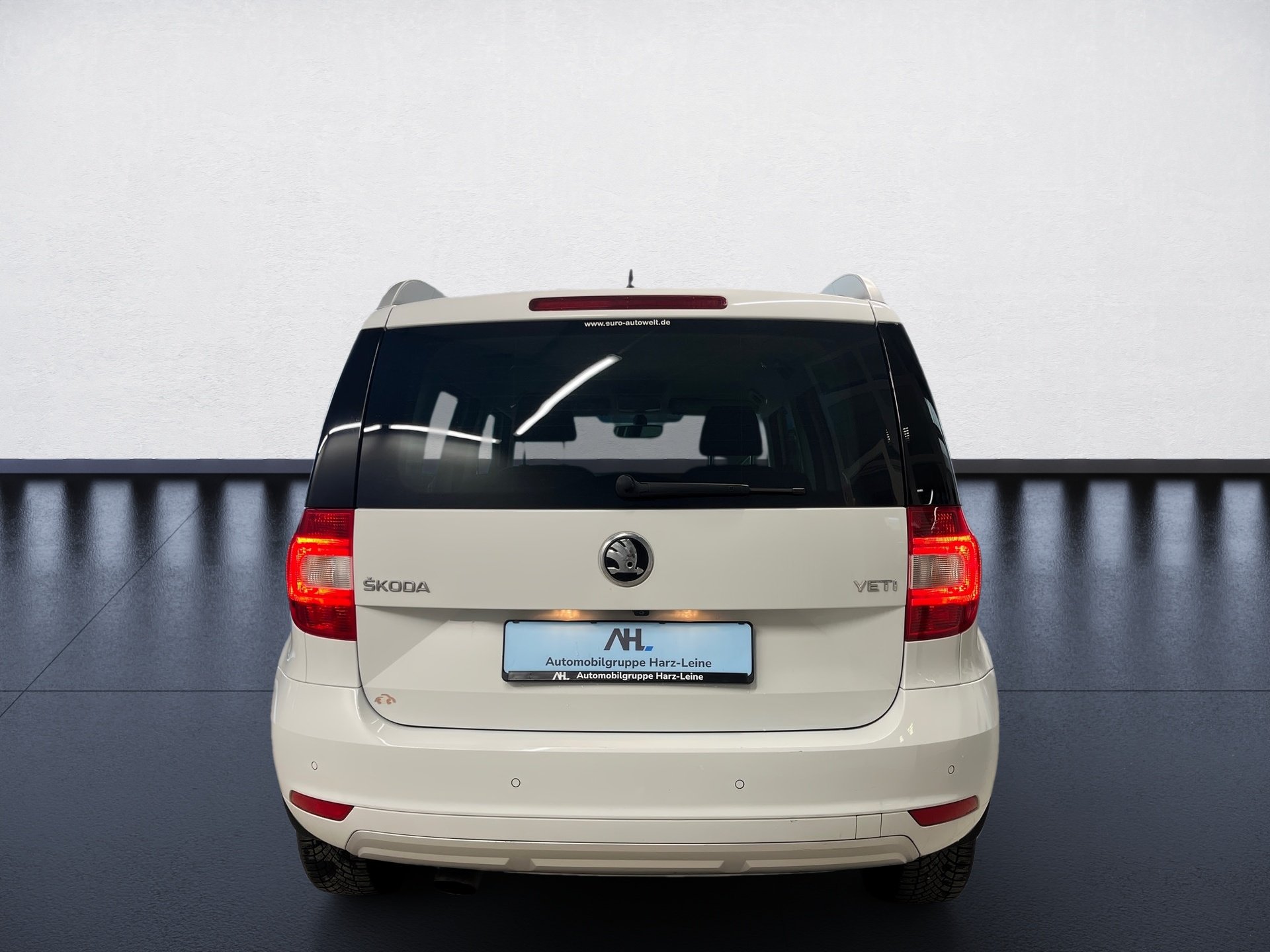 Yeti AMBITION TSI DSG+NAVI+ALU 16+RÜCKFAHRKAMERA+SMART LINK+KLIMA+TEMPOMAT