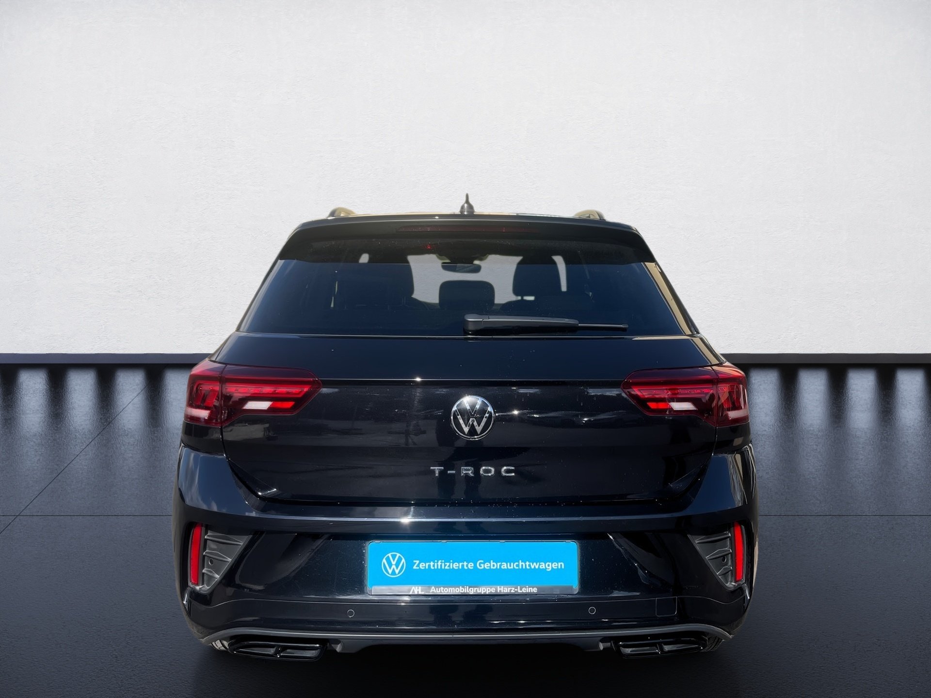 T-Roc R-LINE TSI DSG+ACC+PARK ASSIST+LED-PLUS+APP CONNECT+SPORTSITZE+SPRACHBEDIE