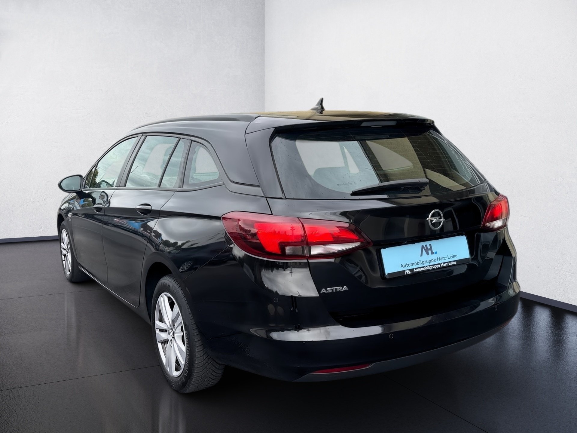 Astra Sports Tourer 120 JAHRE EDITION+ALU 16+NAVI+RÜCKFAHRKAMERA+SITZHEIZUNG+TEMPOMAT+KLIMA