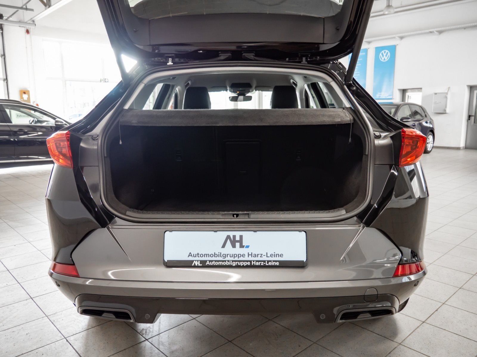 Formentor TSI DSG+ALU 18+KEYLESS+LED+NAVI+ACC+FULL LINK+KLIMA+SIDE ASSIST+ELK HECK