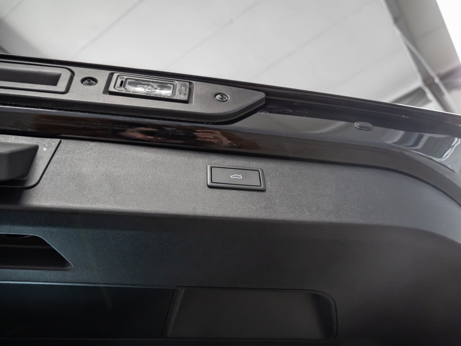 Formentor TSI DSG+ALU 18+KEYLESS+LED+NAVI+ACC+FULL LINK+KLIMA+SIDE ASSIST+ELK HECK