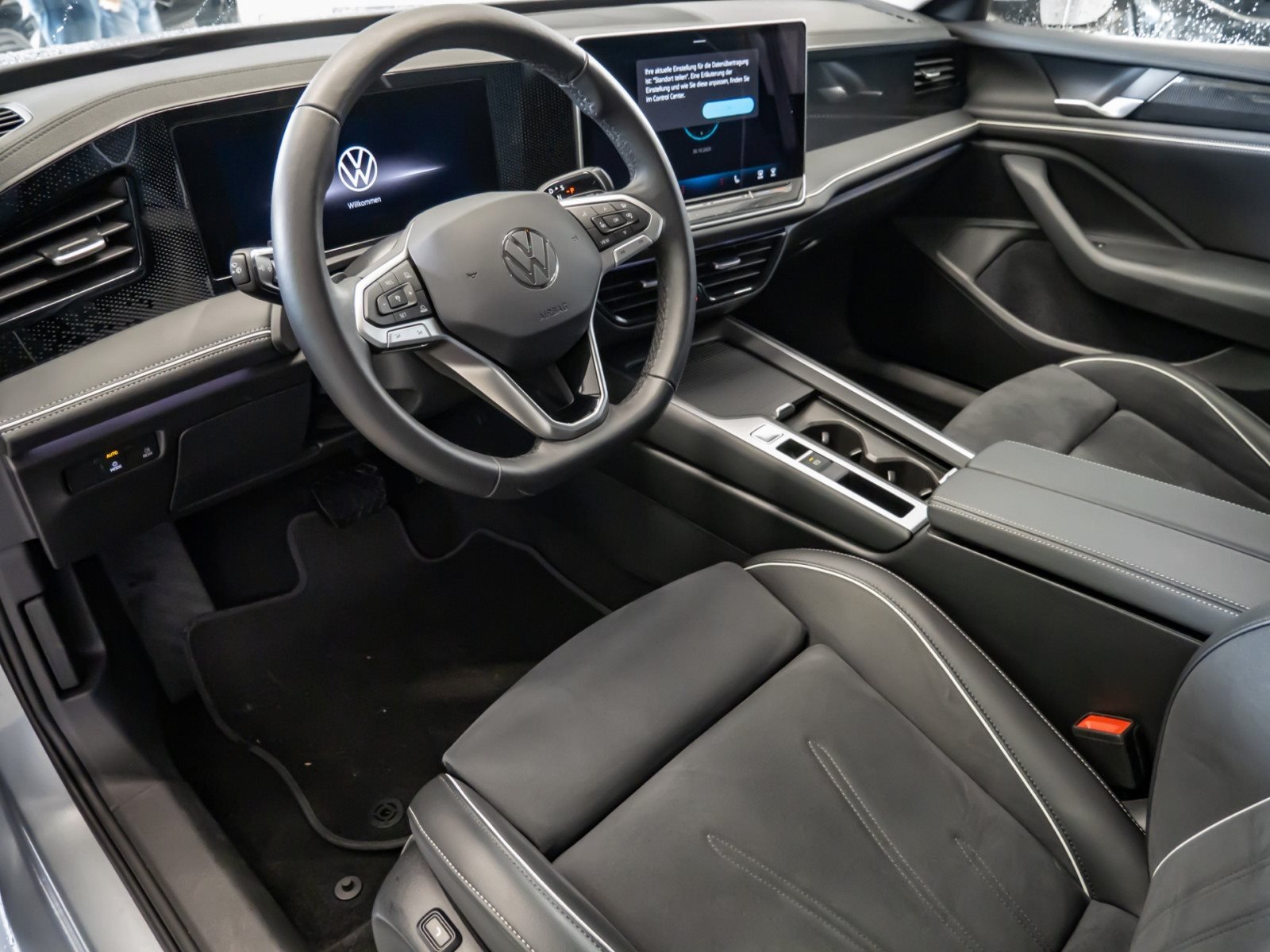 Passat Variant BUSINESS eTSI DSG+AHK+ALU 17+360°KAMERA+LED+MASSAGE+APP+ACC+KLIMA+NAVI