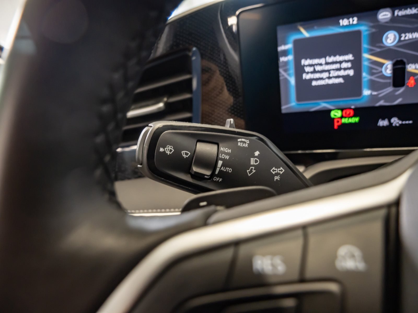 Passat Variant BUSINESS eTSI DSG+AHK+ALU 17+360°KAMERA+LED+MASSAGE+APP+ACC+KLIMA+NAVI