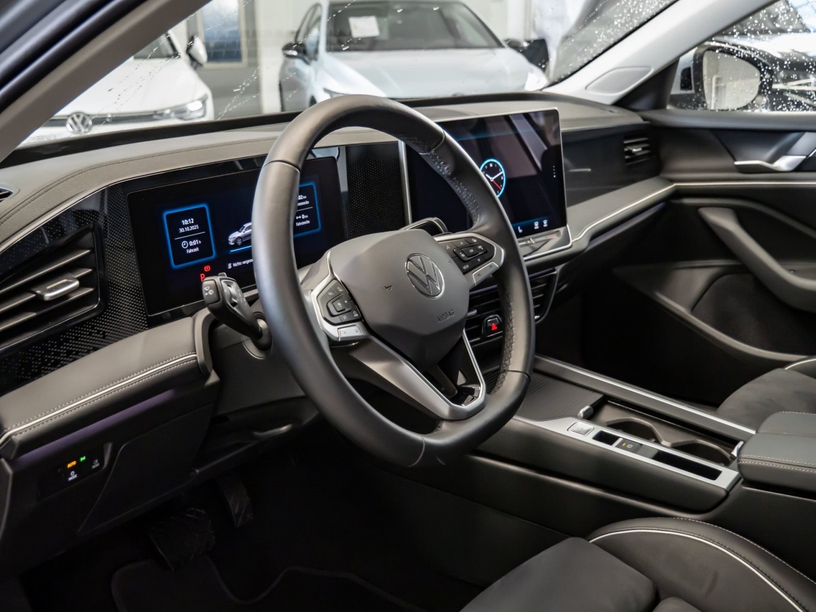 Passat Variant BUSINESS eTSI DSG+AHK+ALU 17+360°KAMERA+LED+MASSAGE+APP+ACC+KLIMA+NAVI