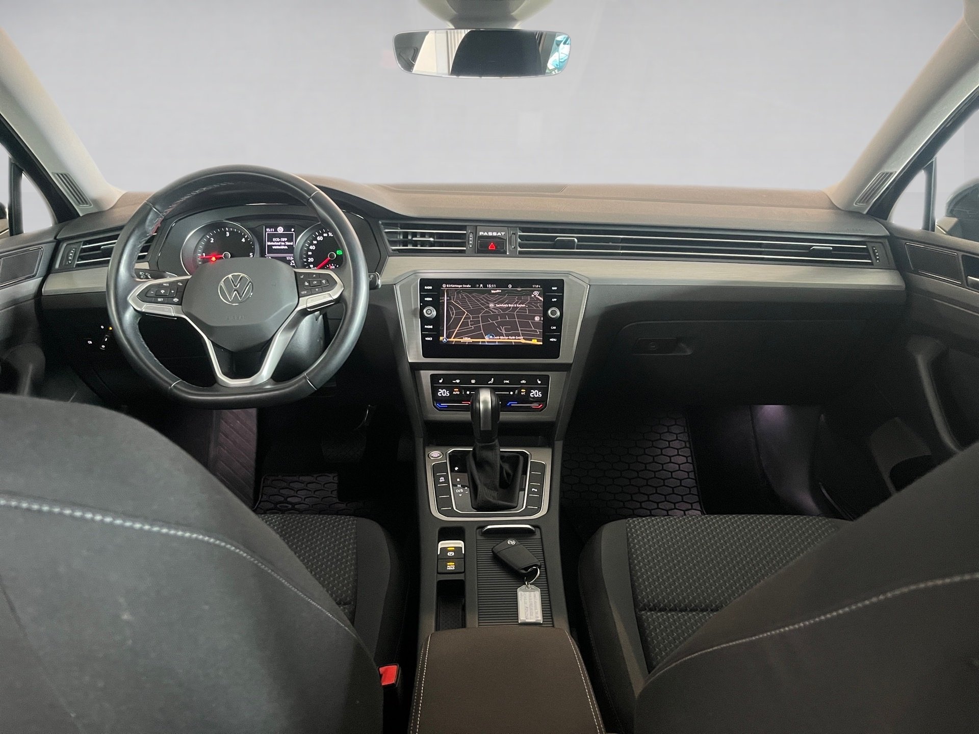 Passat Variant TDI DSG+AHK+NAVI+LED+ACC+RÜCKFAHRKAMERA+SIDE ASSIST+APP CONNECT+KLIMA