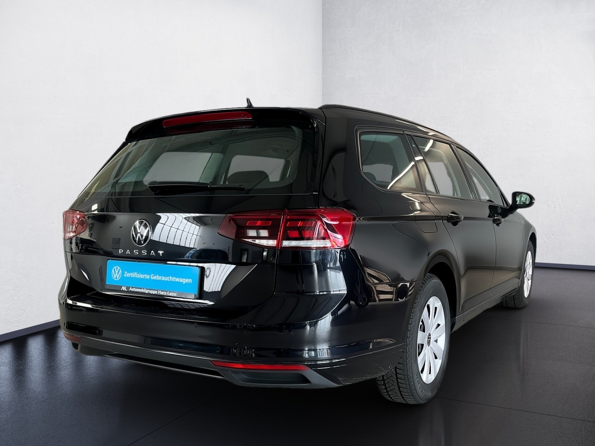 Passat Variant TDI DSG+AHK+NAVI+LED+ACC+RÜCKFAHRKAMERA+SIDE ASSIST+APP CONNECT+KLIMA