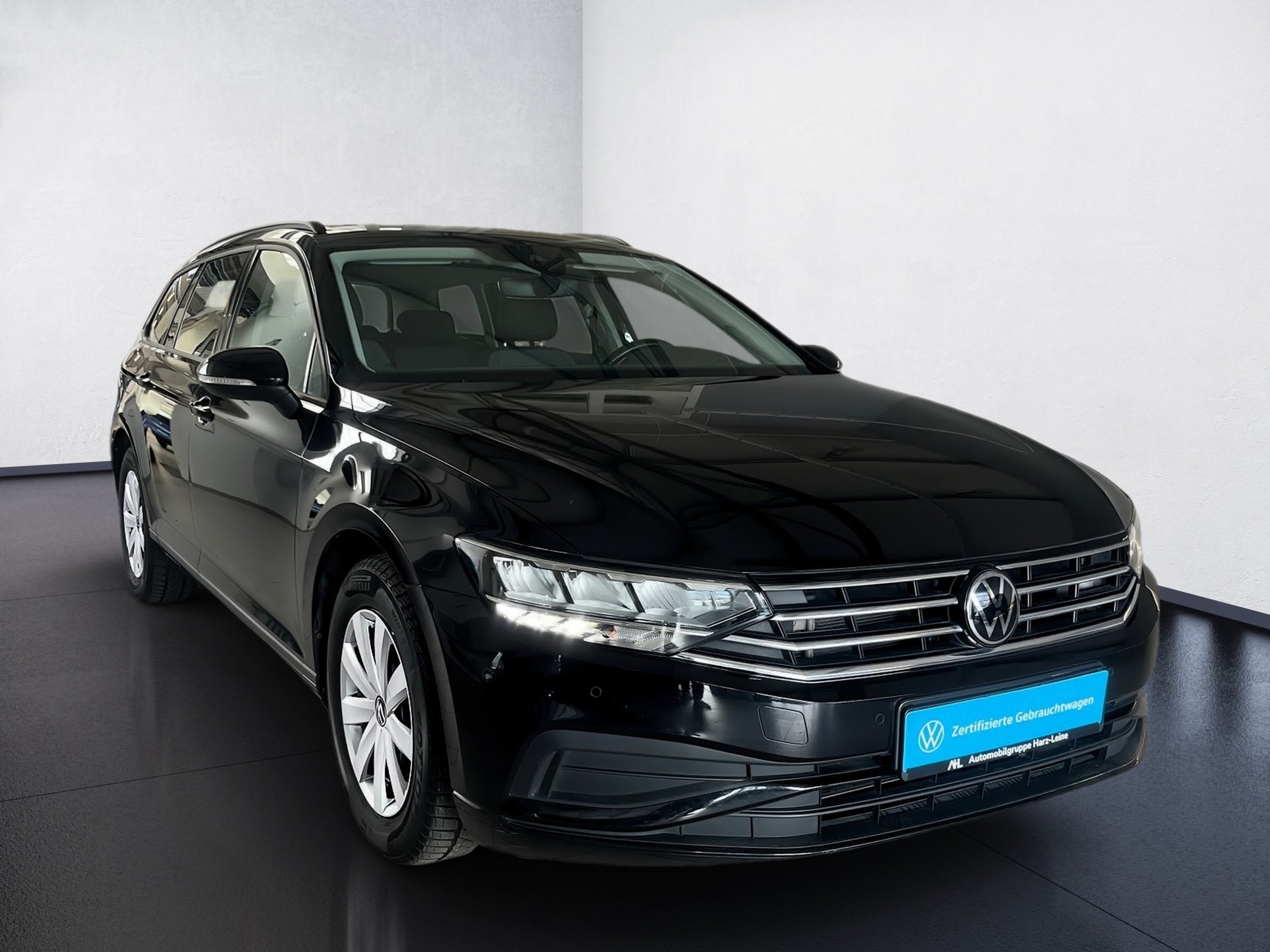 Passat Variant TDI DSG+AHK+NAVI+LED+ACC+RÜCKFAHRKAMERA+SIDE ASSIST+APP CONNECT+KLIMA