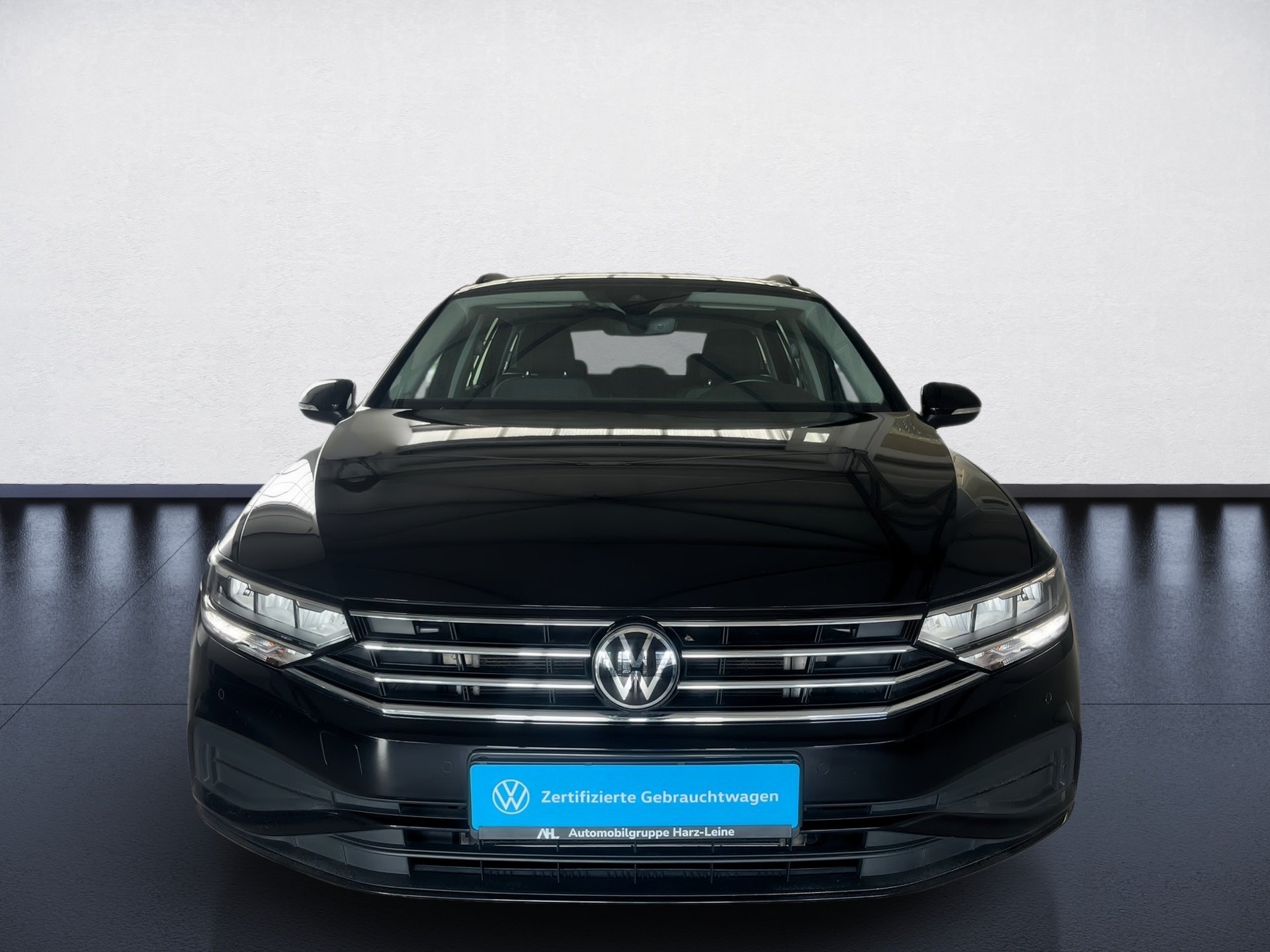Passat Variant TDI DSG+AHK+NAVI+LED+ACC+RÜCKFAHRKAMERA+SIDE ASSIST+APP CONNECT+KLIMA
