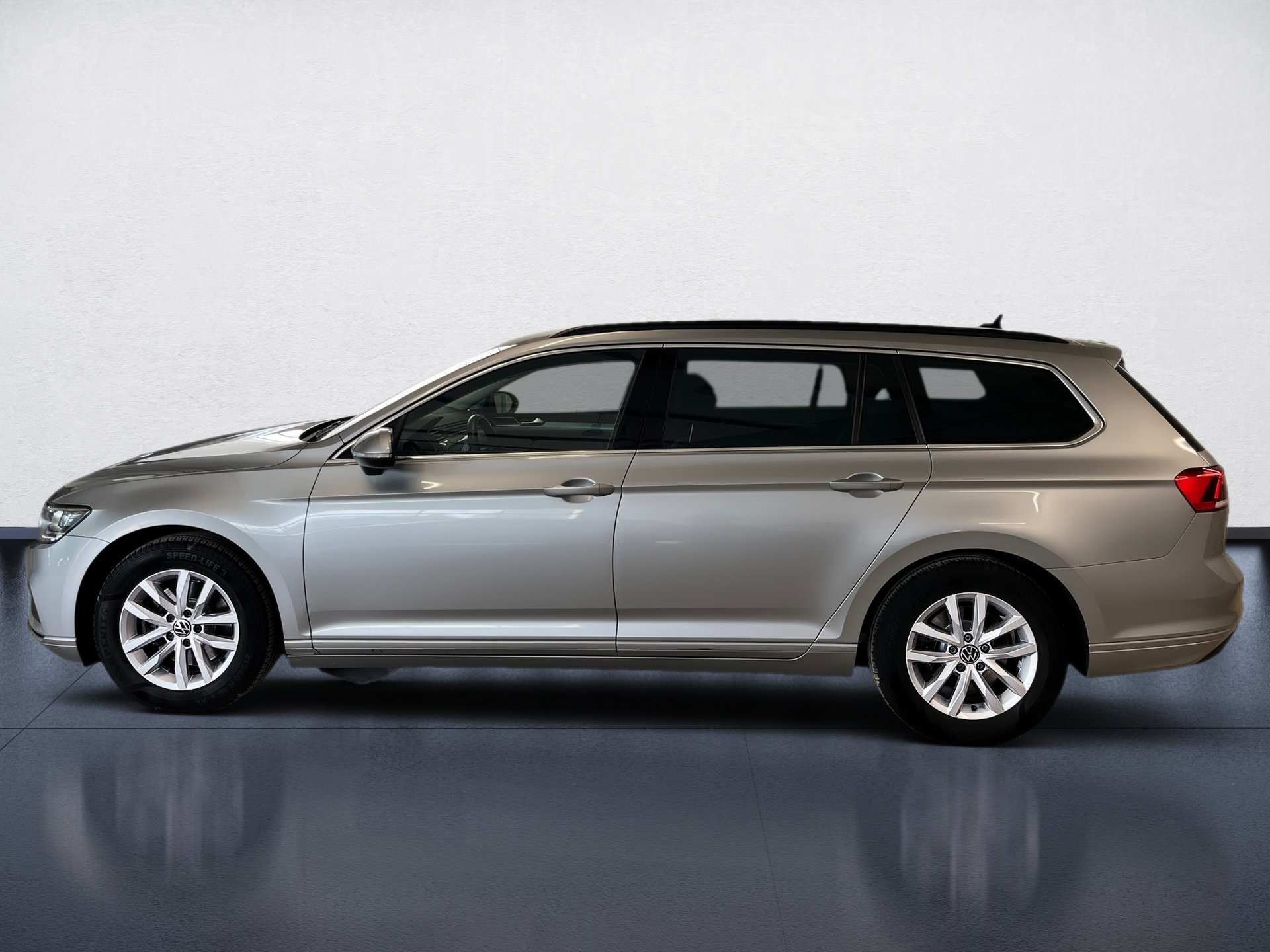 Passat Variant BUSINESS TDI DSG+ALU 16+TRAVEL ASSIST+NAVI+LED+RÜCKFAHRKAMERA+APP CONNEC