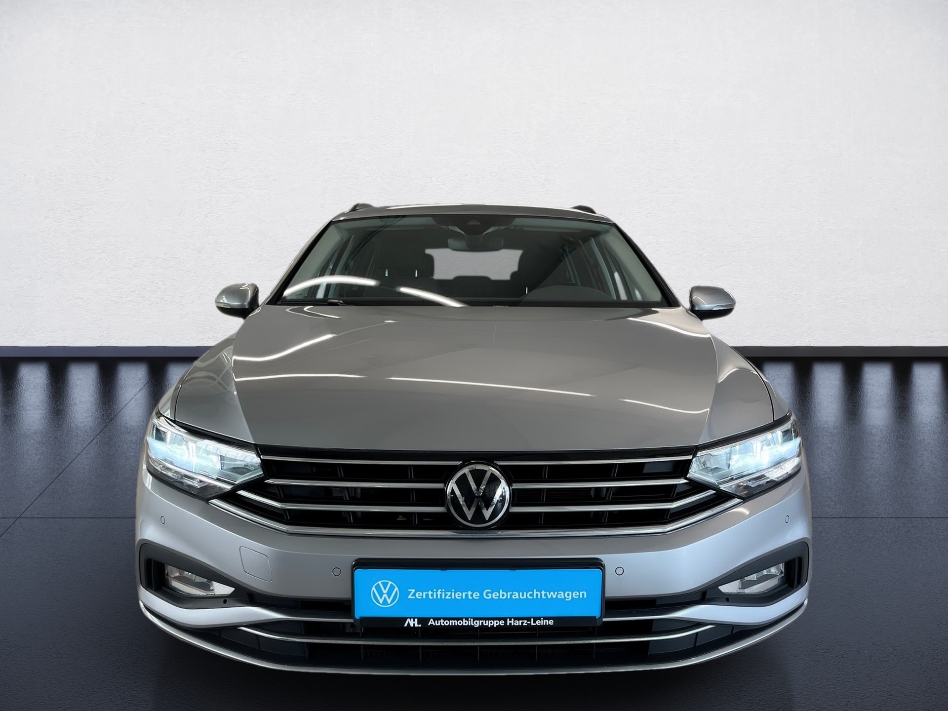 Passat Variant BUSINESS TDI DSG+ALU 16+TRAVEL ASSIST+NAVI+LED+RÜCKFAHRKAMERA+APP CONNEC