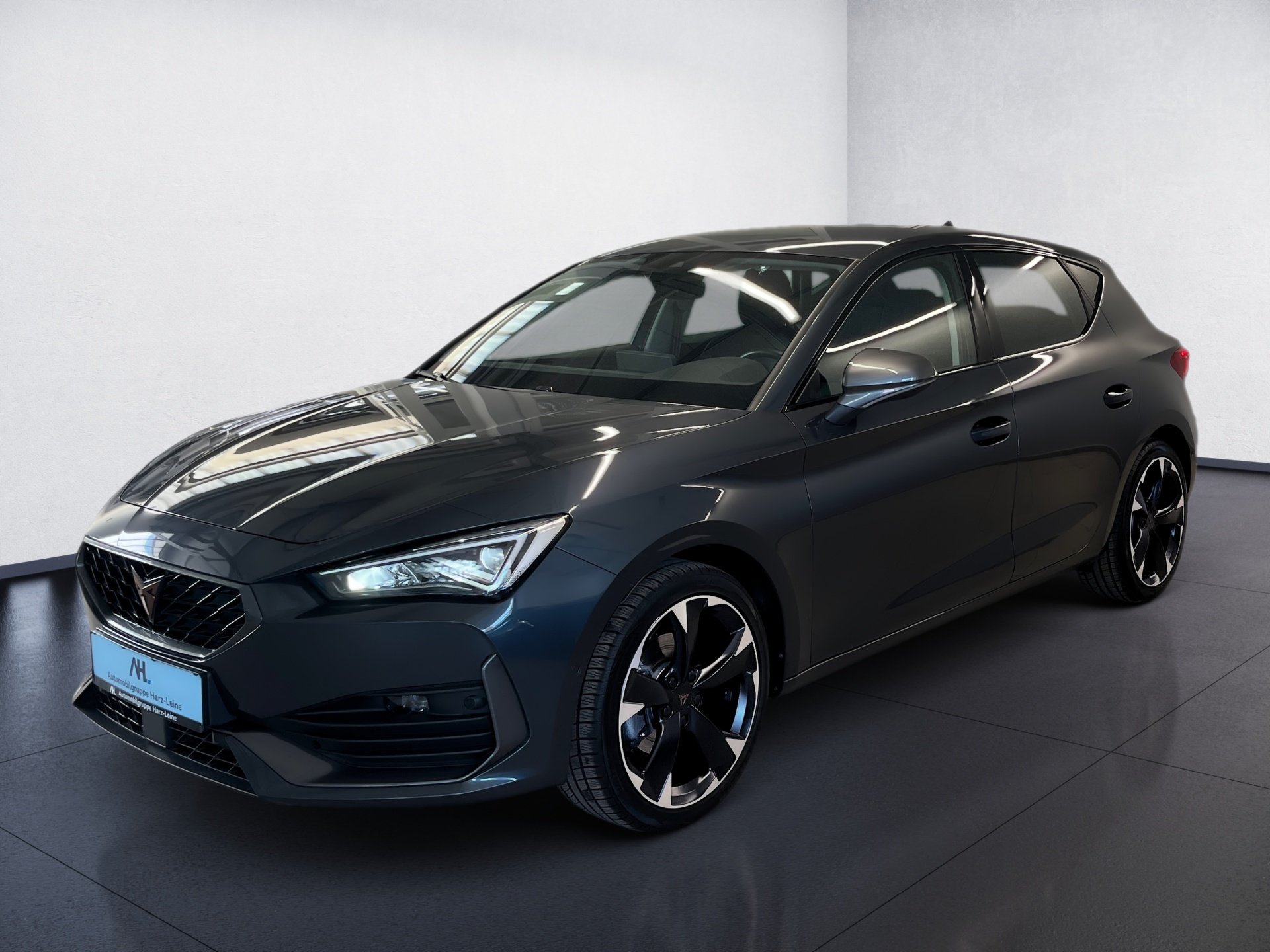 Leon eTSI DSG+ALU 18+RÜCKFAHRKAMERA+NAVI+LED+KEYLESS+PARK ASSIST+MIRROR LINK