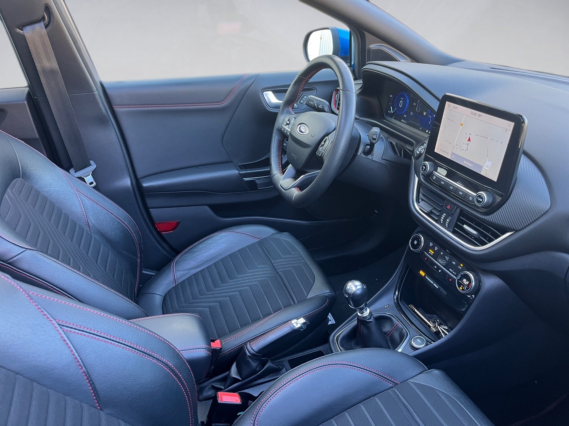 Puma ST-LINE X+ALU 19+PANO+RÜCKFAHRKAMERA+B&O SOUND+KEYFREE+APP LINK+KLIMA