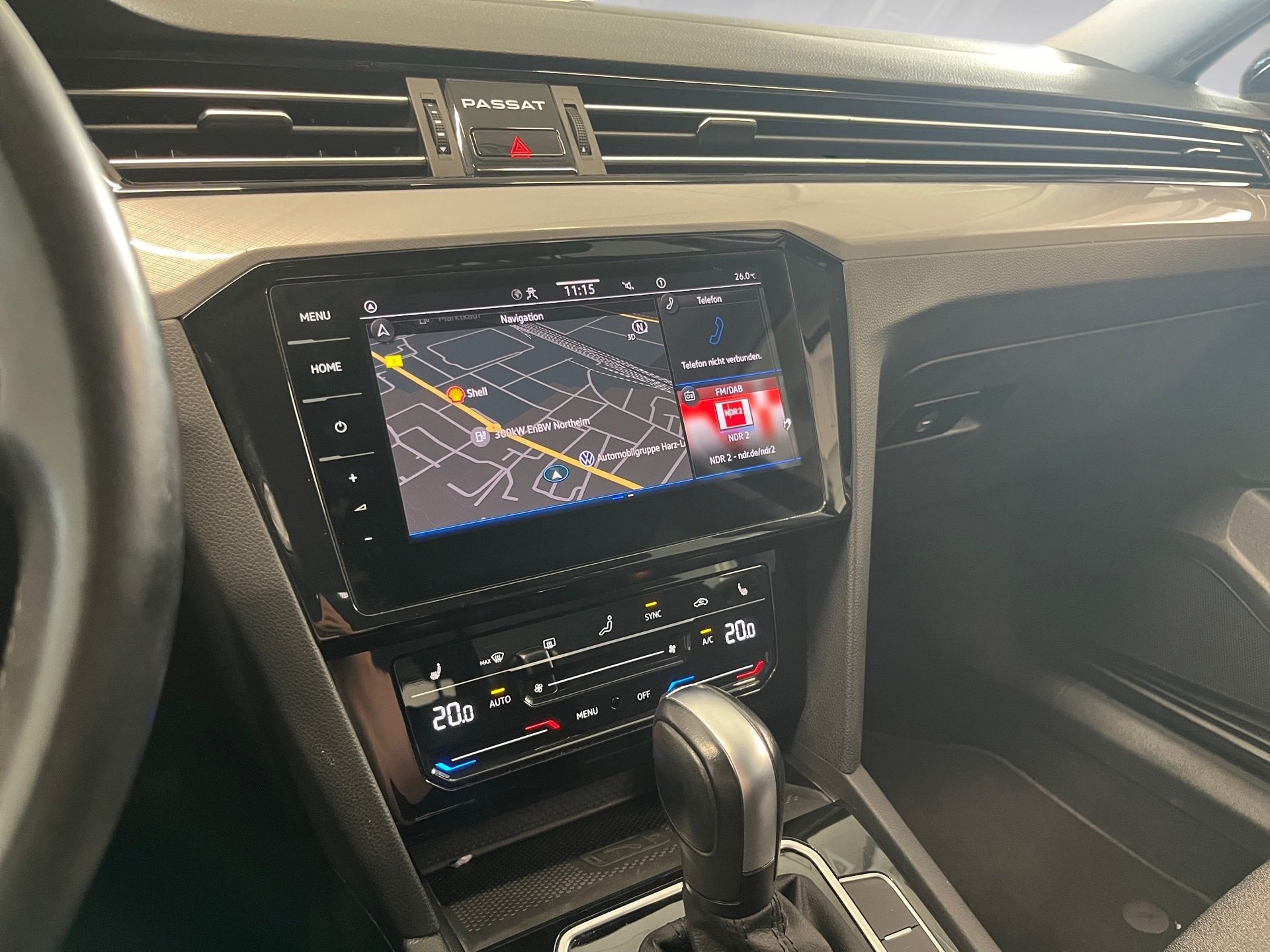 Passat Variant BUSINESS TDI DSG+ALU 16+ACC+AREA VIEW+APP CONNECT+IQ. LIGHT+NAVI+TRAVEL