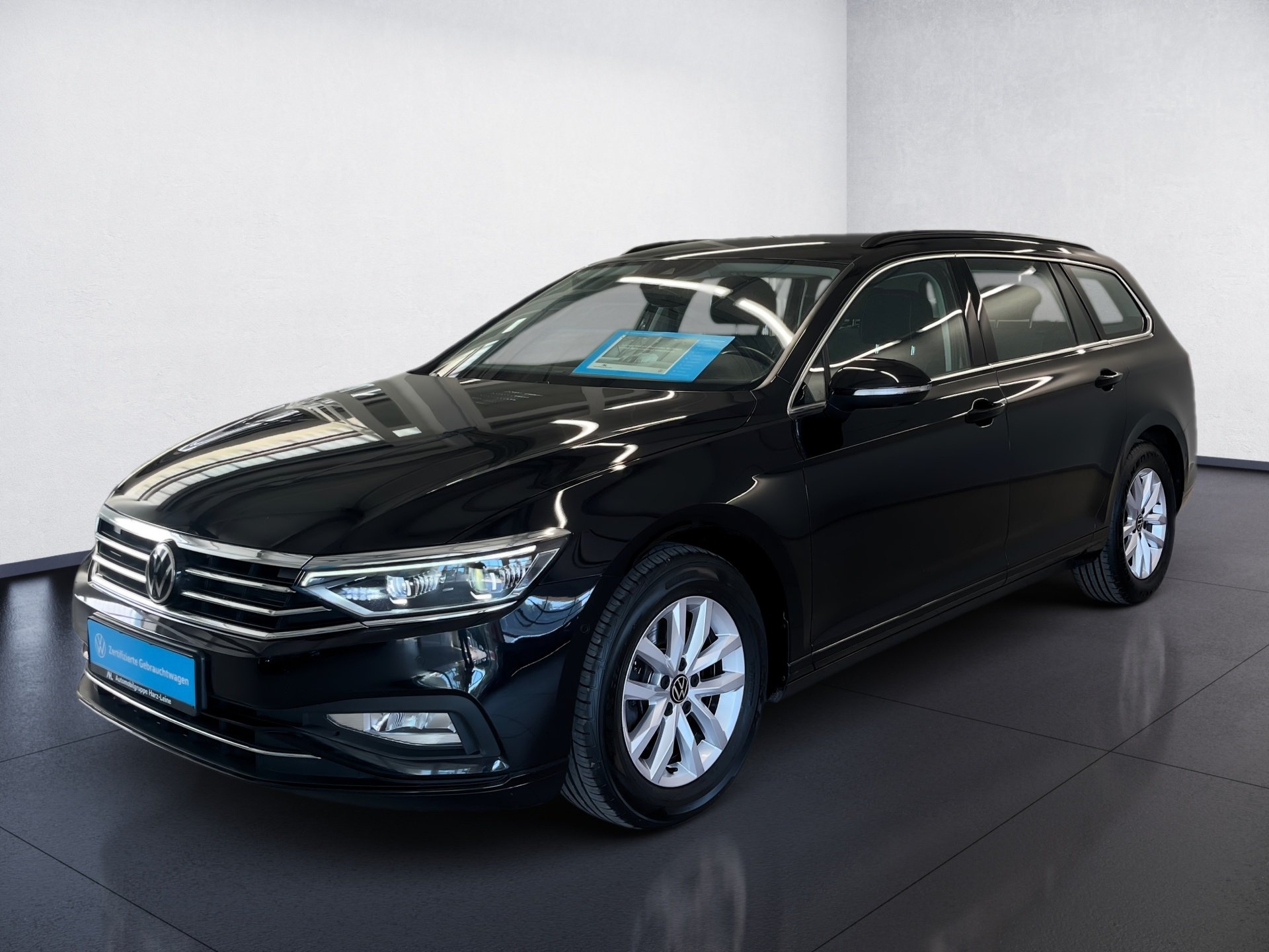 Passat Variant BUSINESS TDI DSG+ALU 16+ACC+AREA VIEW+APP CONNECT+IQ. LIGHT+NAVI+TRAVEL