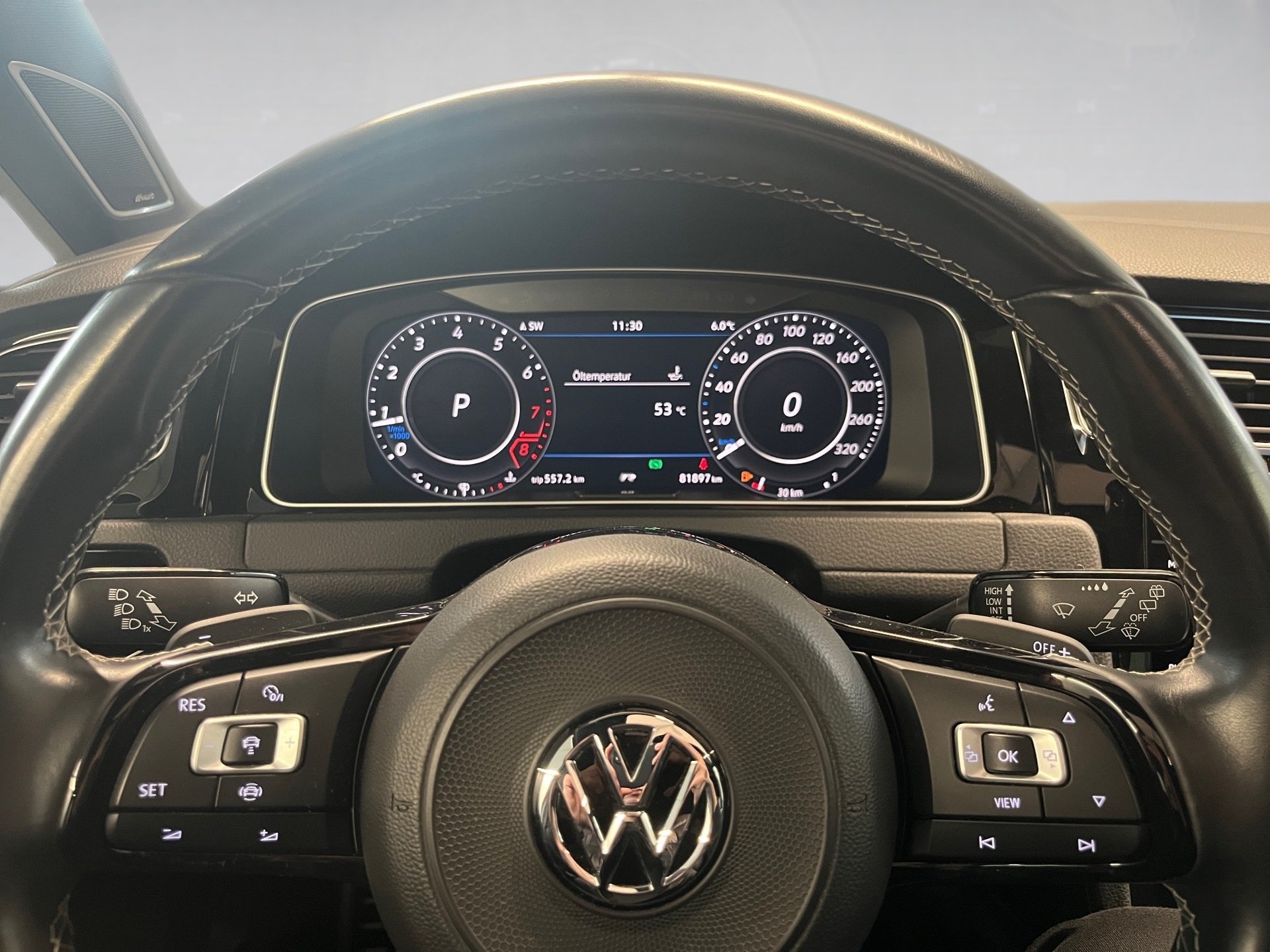 Golf VII R 4MOTION DSG+ALU 19+PANO+DYNAUDIO+RÜCKFAHRKAMERA+NAVI+LED+KEYLESS+ACC