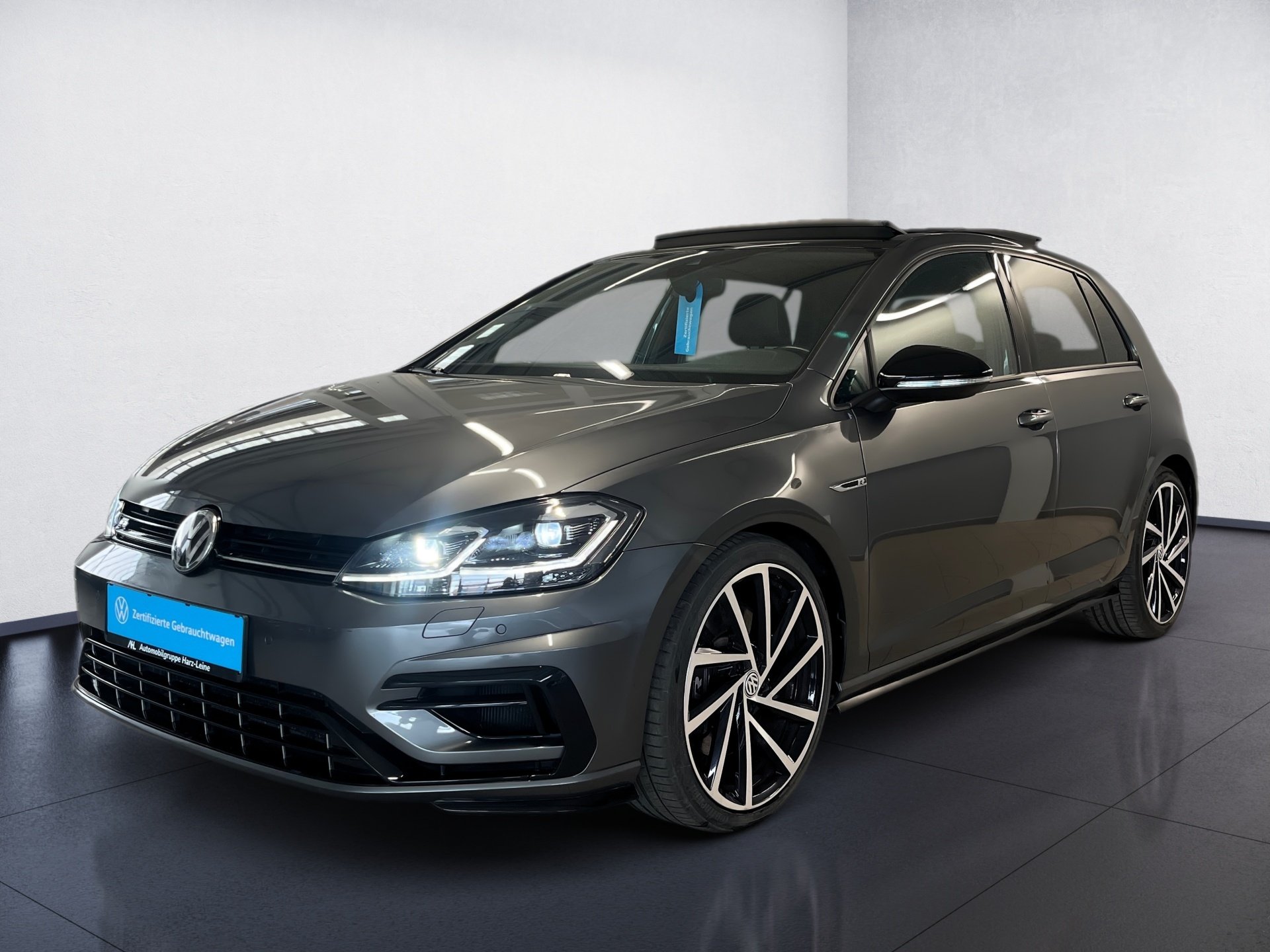 Golf VII R 4MOTION DSG+ALU 19+PANO+DYNAUDIO+RÜCKFAHRKAMERA+NAVI+LED+KEYLESS+ACC
