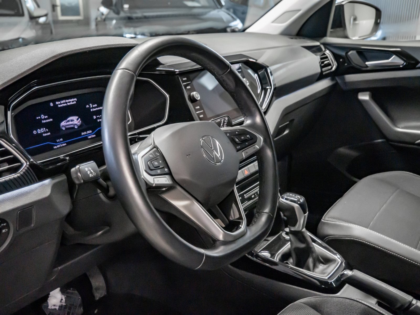 T-Cross STYLE TSI DSG+ALU 18+LED+NAVI+APP CONNECT+RÜCKFAHRKAMERA+KLIMA+SITZHEIZU