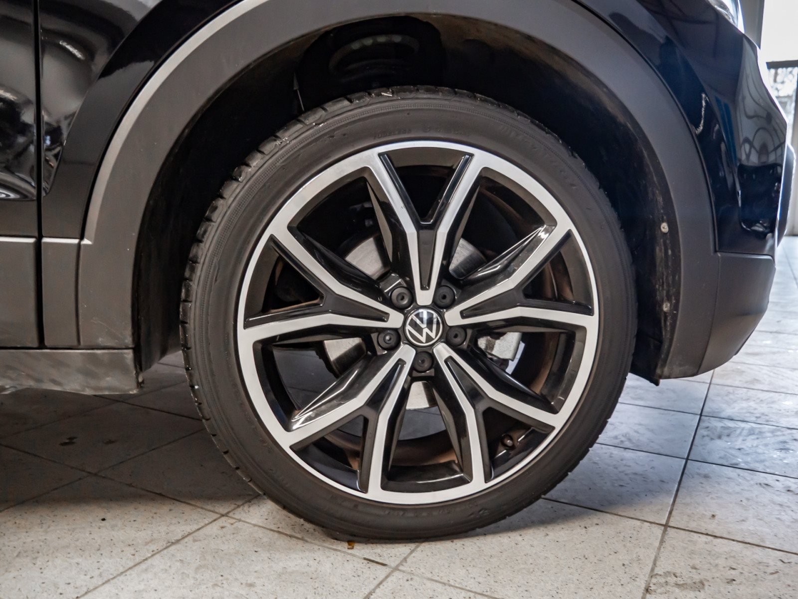 T-Cross STYLE TSI DSG+ALU 18+LED+NAVI+APP CONNECT+RÜCKFAHRKAMERA+KLIMA+SITZHEIZU