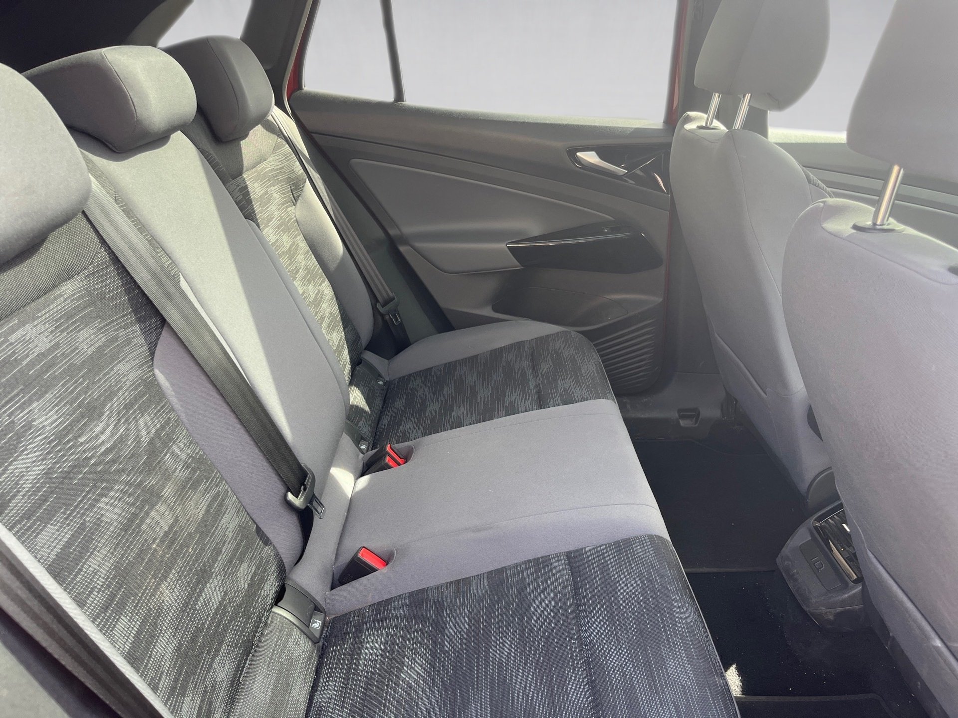ID.4 PRO PERFORMANCE+ALU 19+360°KAMERA+TRAVELASSIST+IQ.LIGHT+ACC+AHK+APPCONNE