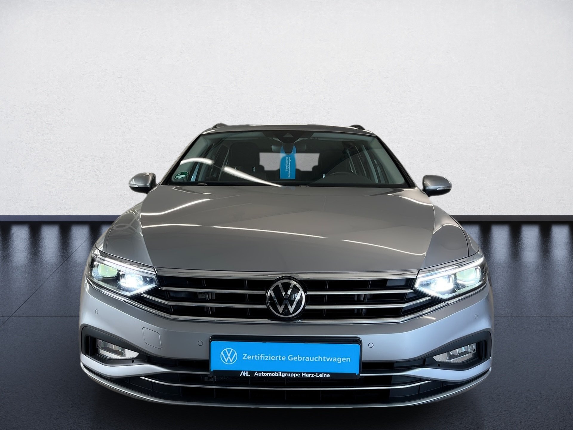 Passat Variant BUSINESS TDI DSG+AHK+16+360° KAMERA+TRAVEL ASSIST+NAVI PRO+LED-MATRIX