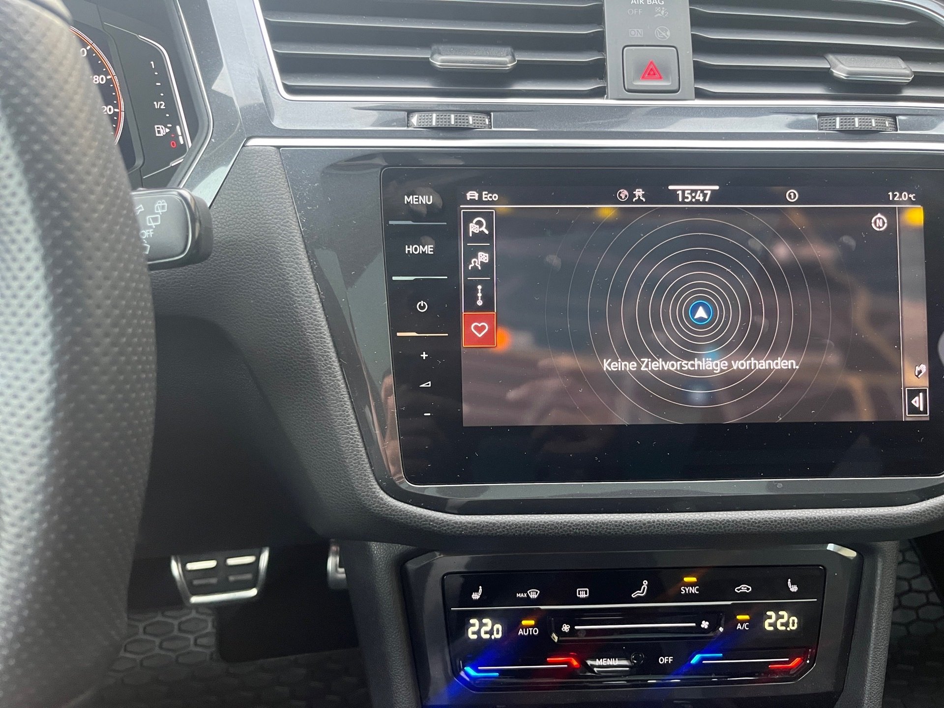 Tiguan Allspace R-LINE TDI DSG 4MOTION+AHK+ALU 20PANO+HUD+LED-MATRIX+KEYLESS+TRAVEL ASSI