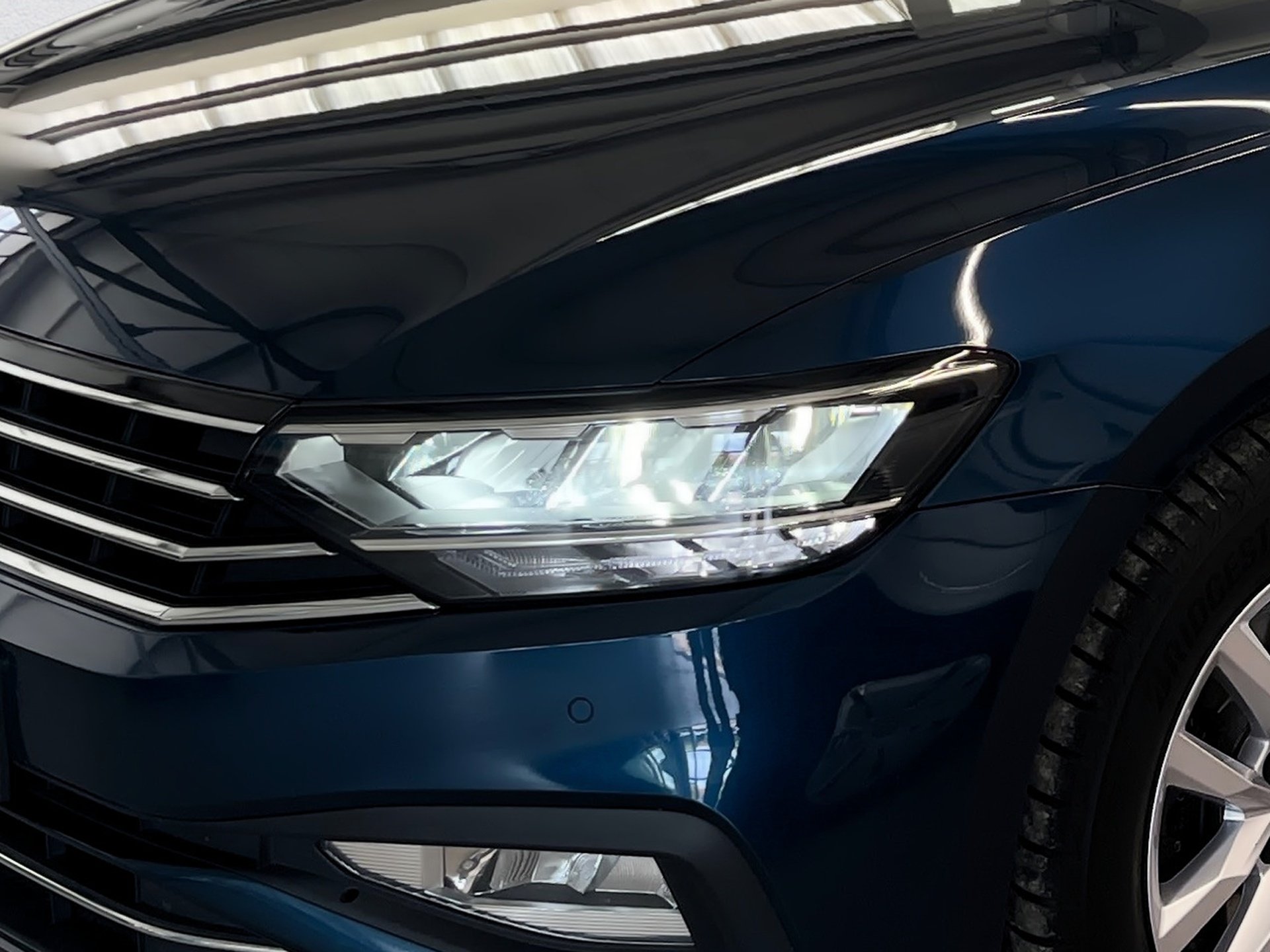 Passat Variant BUSINESS TSI DSG+ALU 16+TRAVEL ASSIST+LED+APP CONNECT+RÜCKFAHRKAMERA