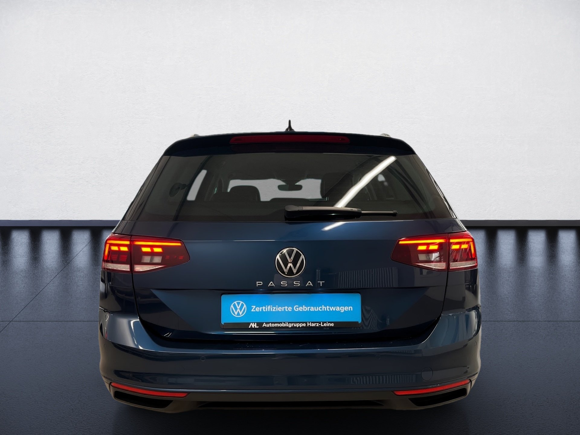 Passat Variant BUSINESS TSI DSG+ALU 16+TRAVEL ASSIST+LED+APP CONNECT+RÜCKFAHRKAMERA