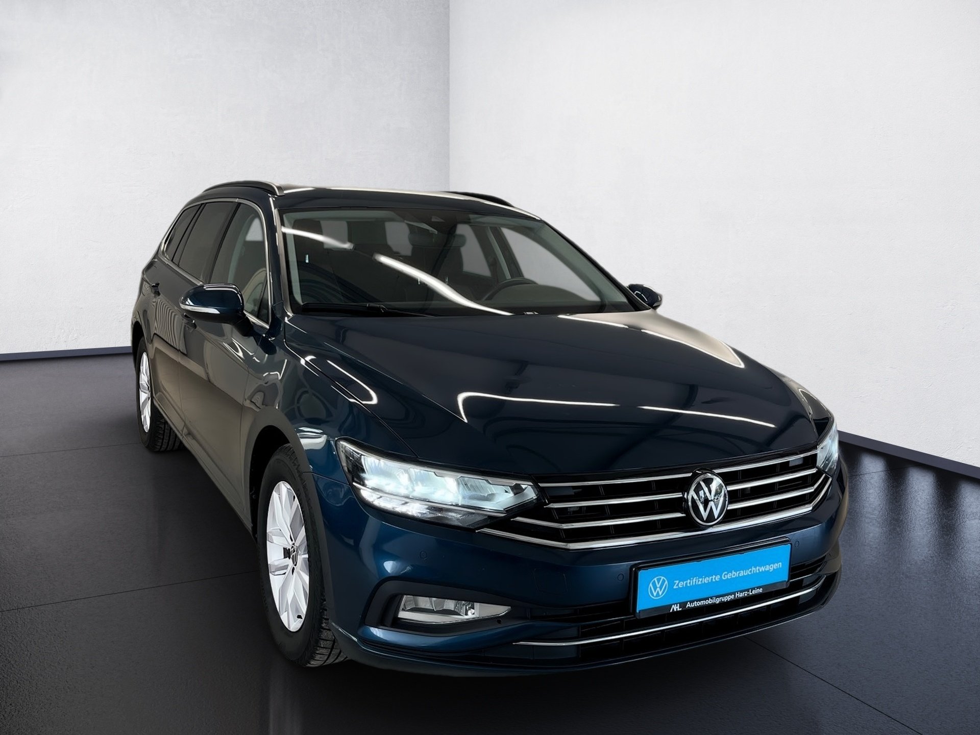 Passat Variant BUSINESS TSI DSG+ALU 16+TRAVEL ASSIST+LED+APP CONNECT+RÜCKFAHRKAMERA