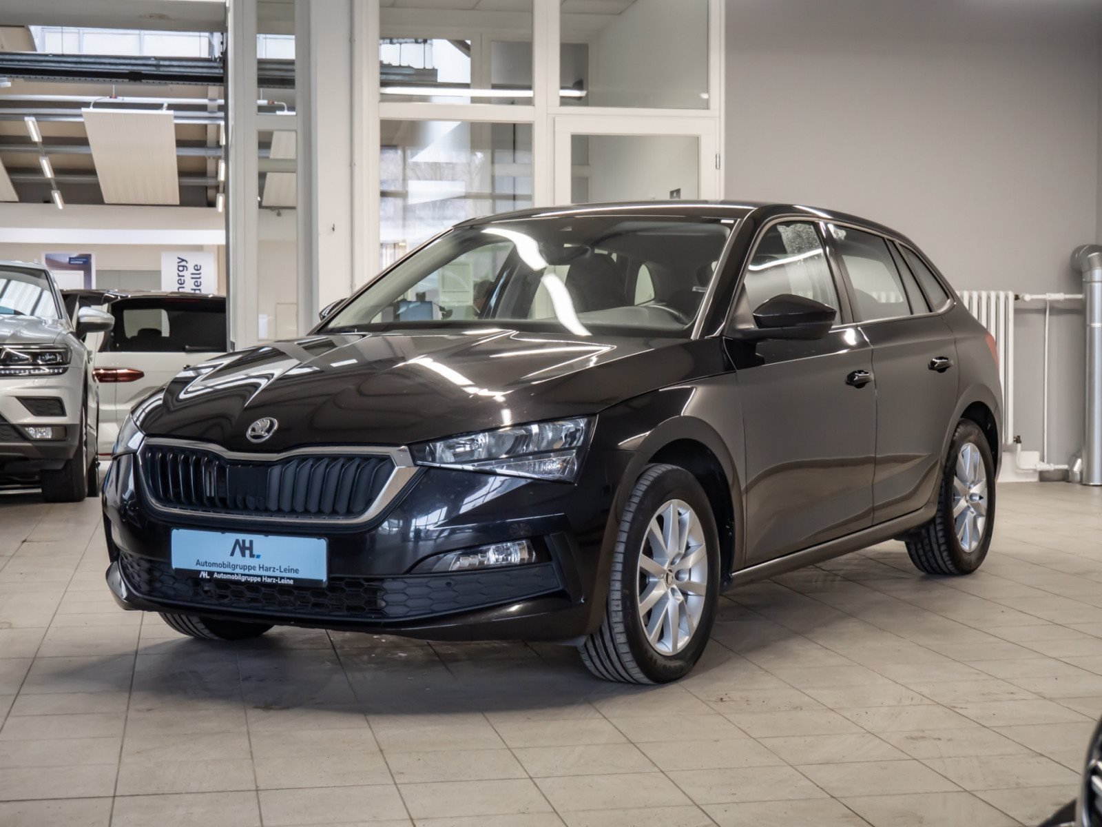 Scala AMBITION TSI+ALU 16+SITZHEIZUNG+LED+KLIMA+MIRROR LINK+FRONT ASSIST+RADIO
